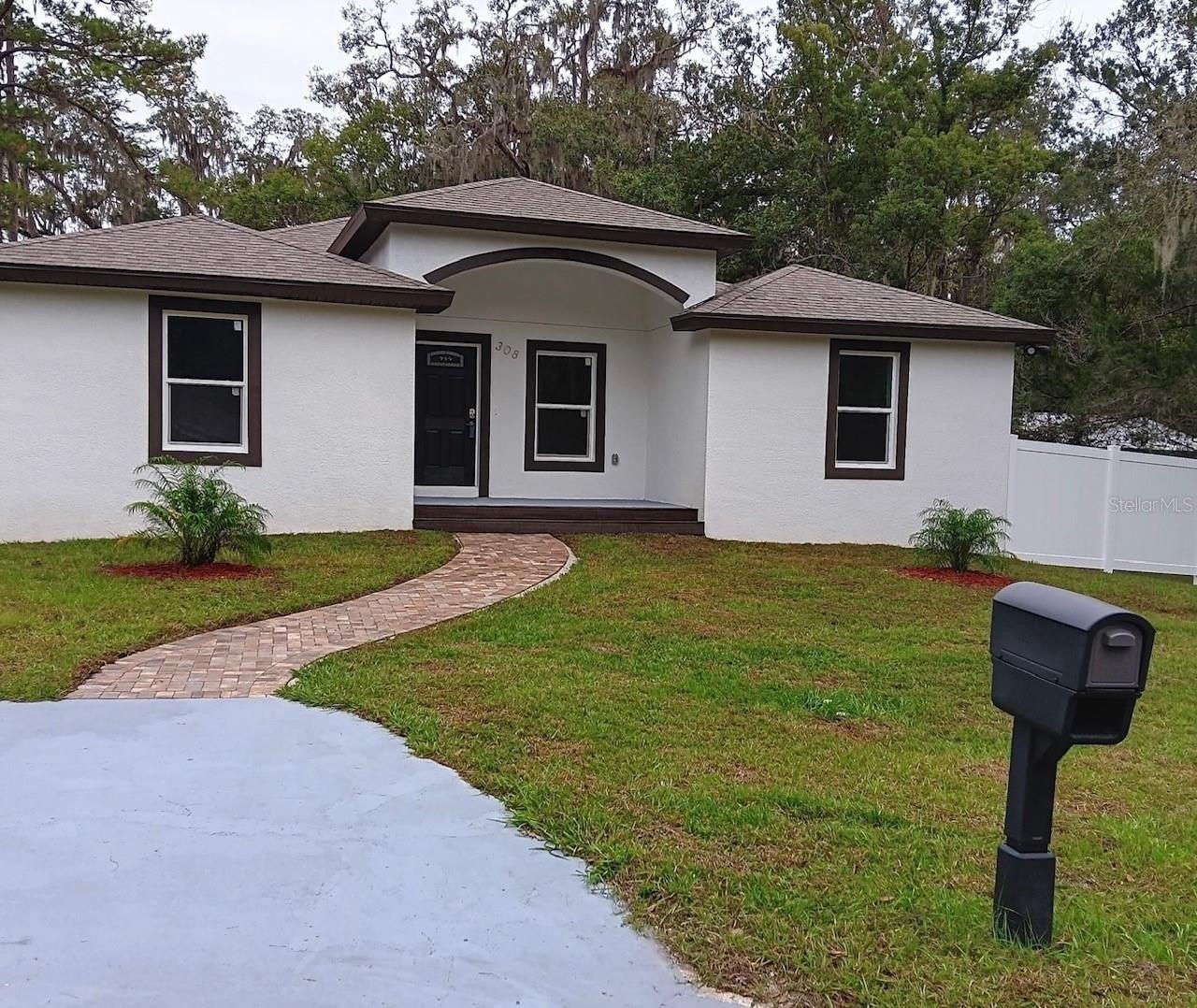Zoller St, Brooksville, FL 34601