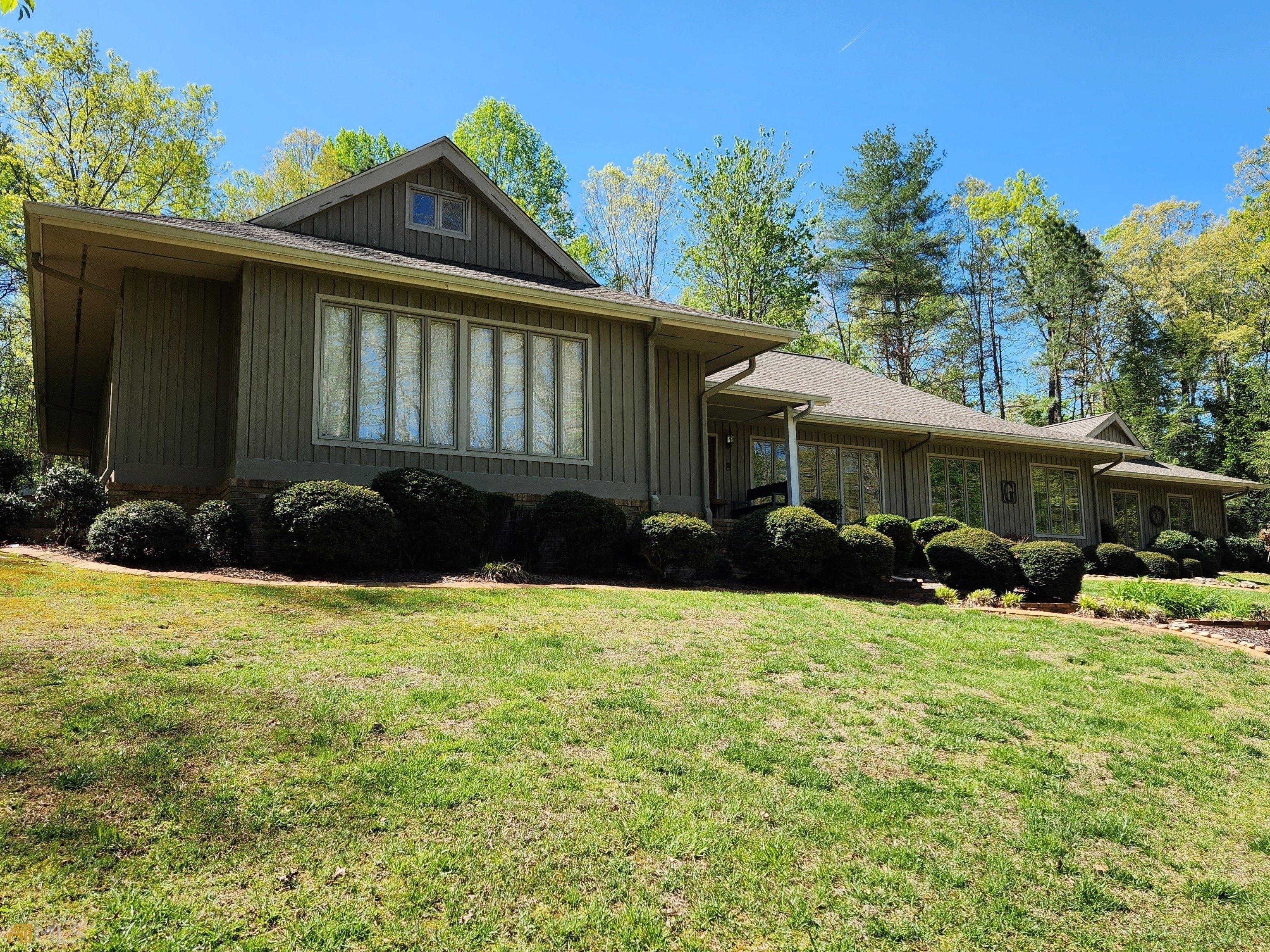 Stewart Ln, Clarkesville, GA 30523
