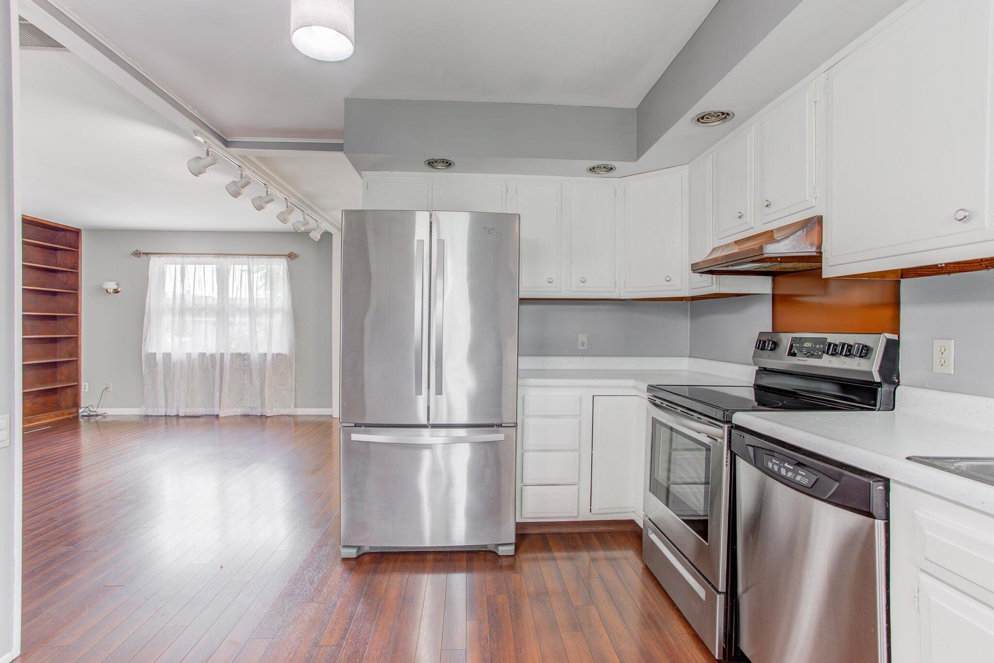 Park Ave, Piqua, OH 45356
