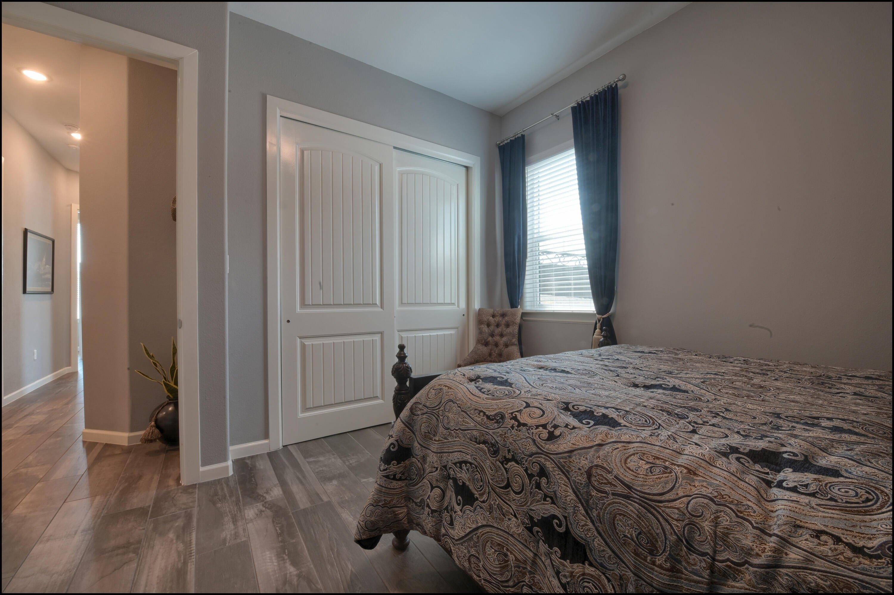 Juniper Creek Dr, El Paso, TX 79932