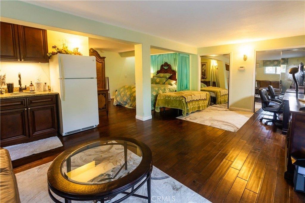 Harvard Way, Riverside, CA 92507
