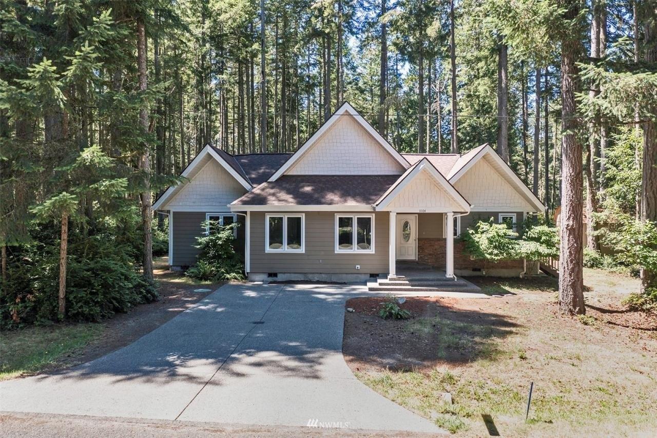 Tahoma Dr, Anderson Island, WA 98303