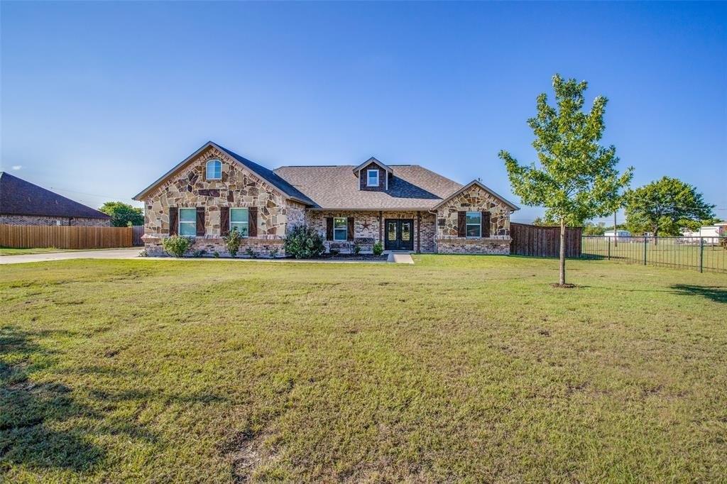 Meadow Ln, Red Oak, TX 75154