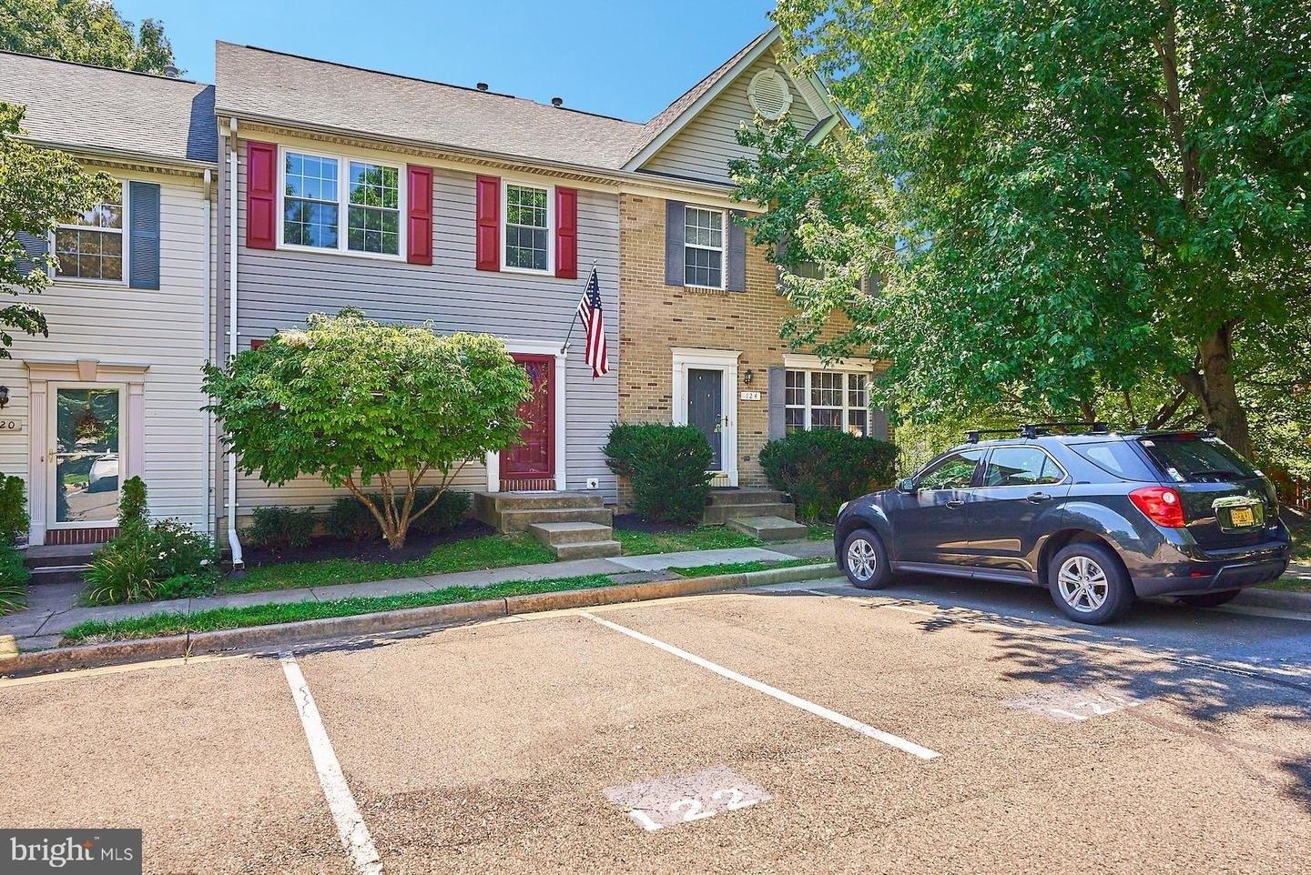 Dorset Ln, Warrenton, VA 20186