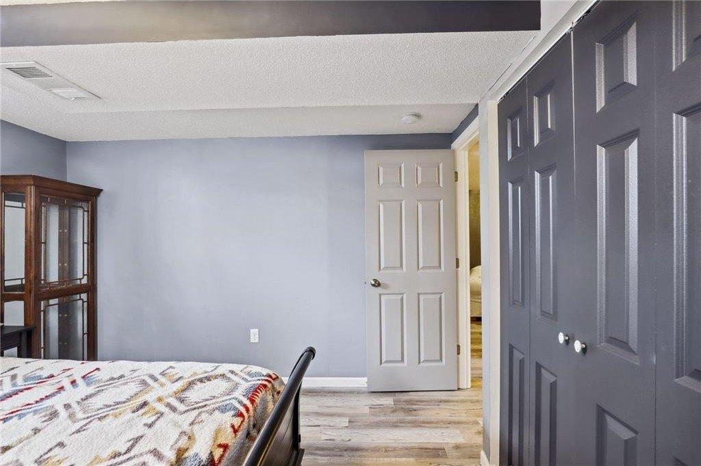 6th Ave, Anoka, MN 55303