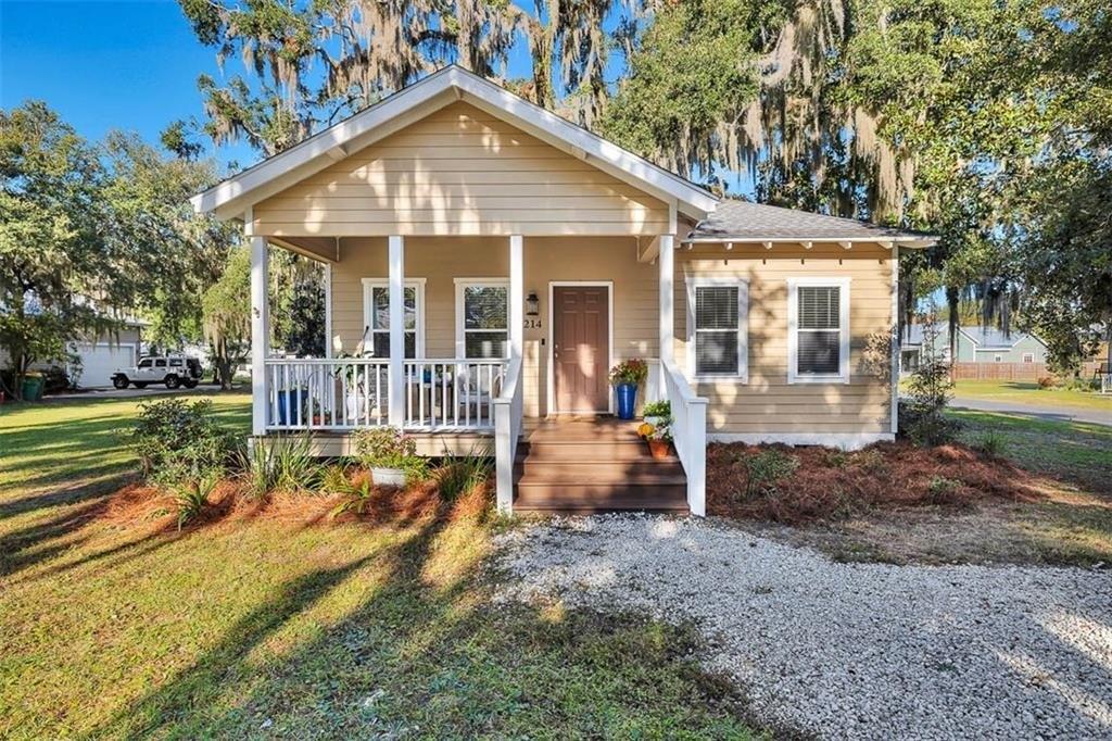 Clarke St, Darien, GA 31305