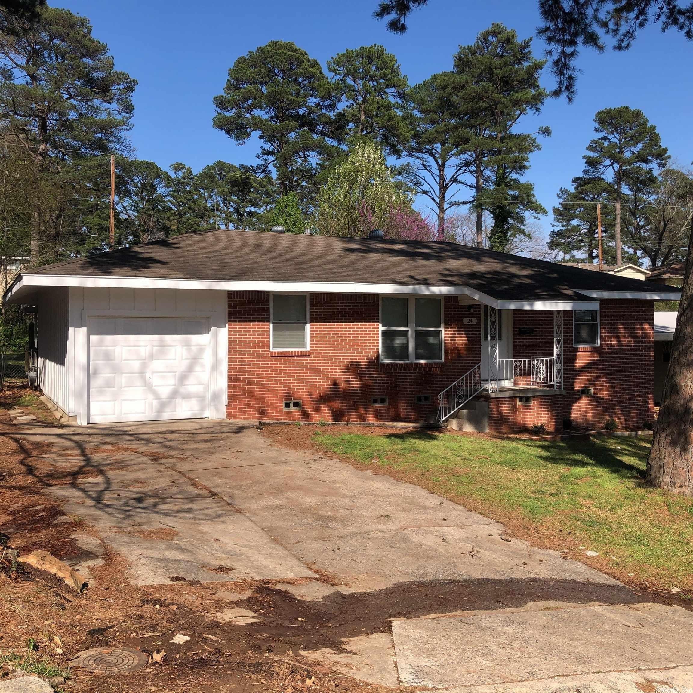 Broadmoor Dr, Little Rock, AR 72204