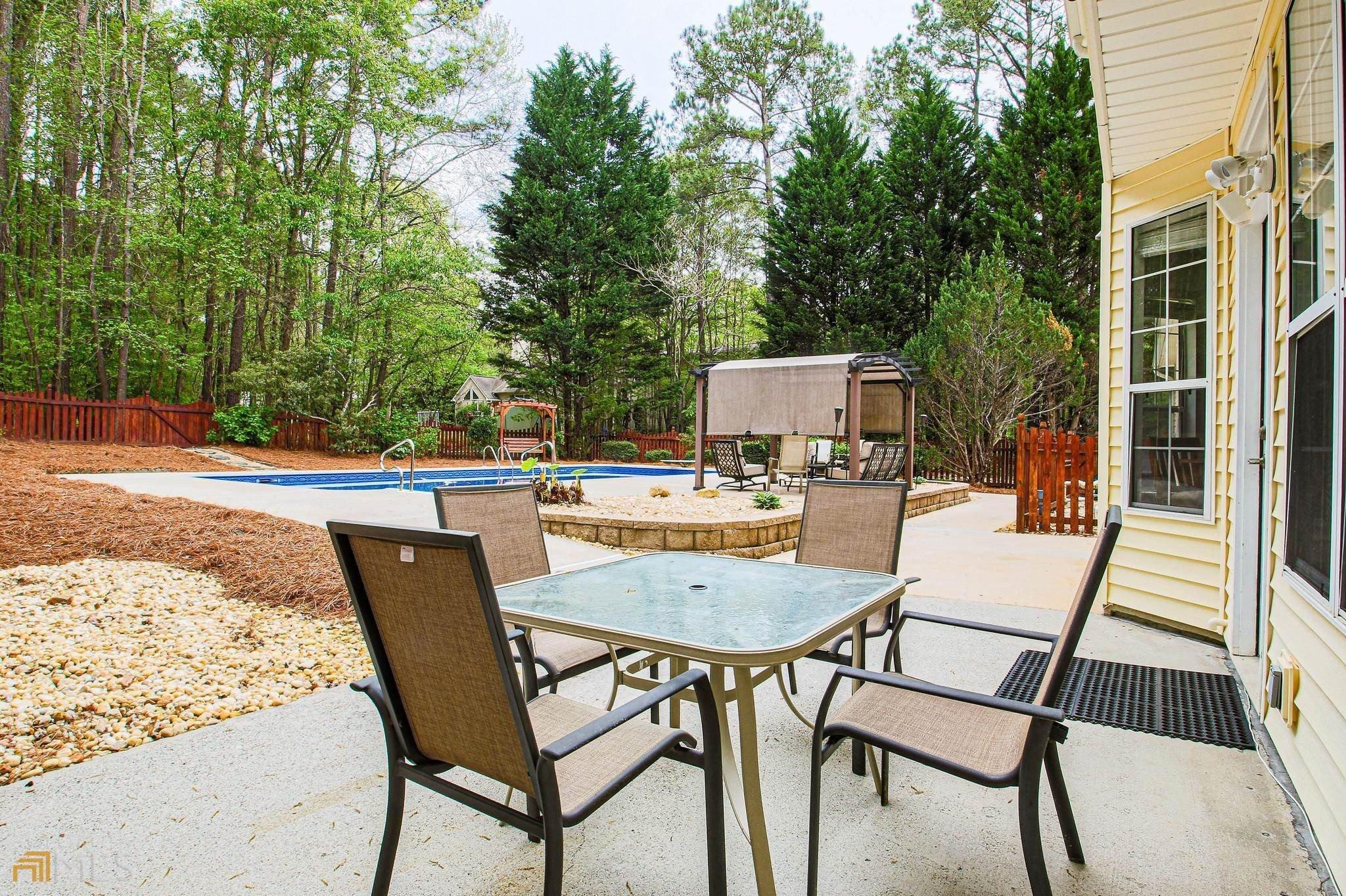 W Creek Ct, Peachtree City, GA 30269