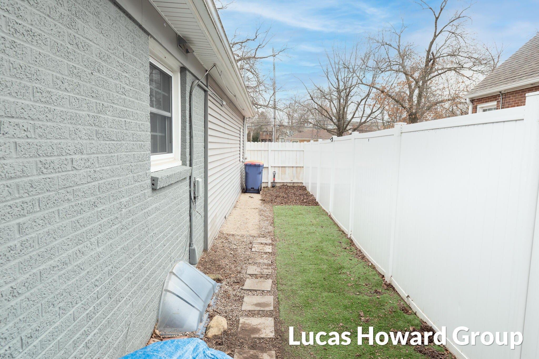 Cornell Dr Se, Grand Rapids, MI 49506