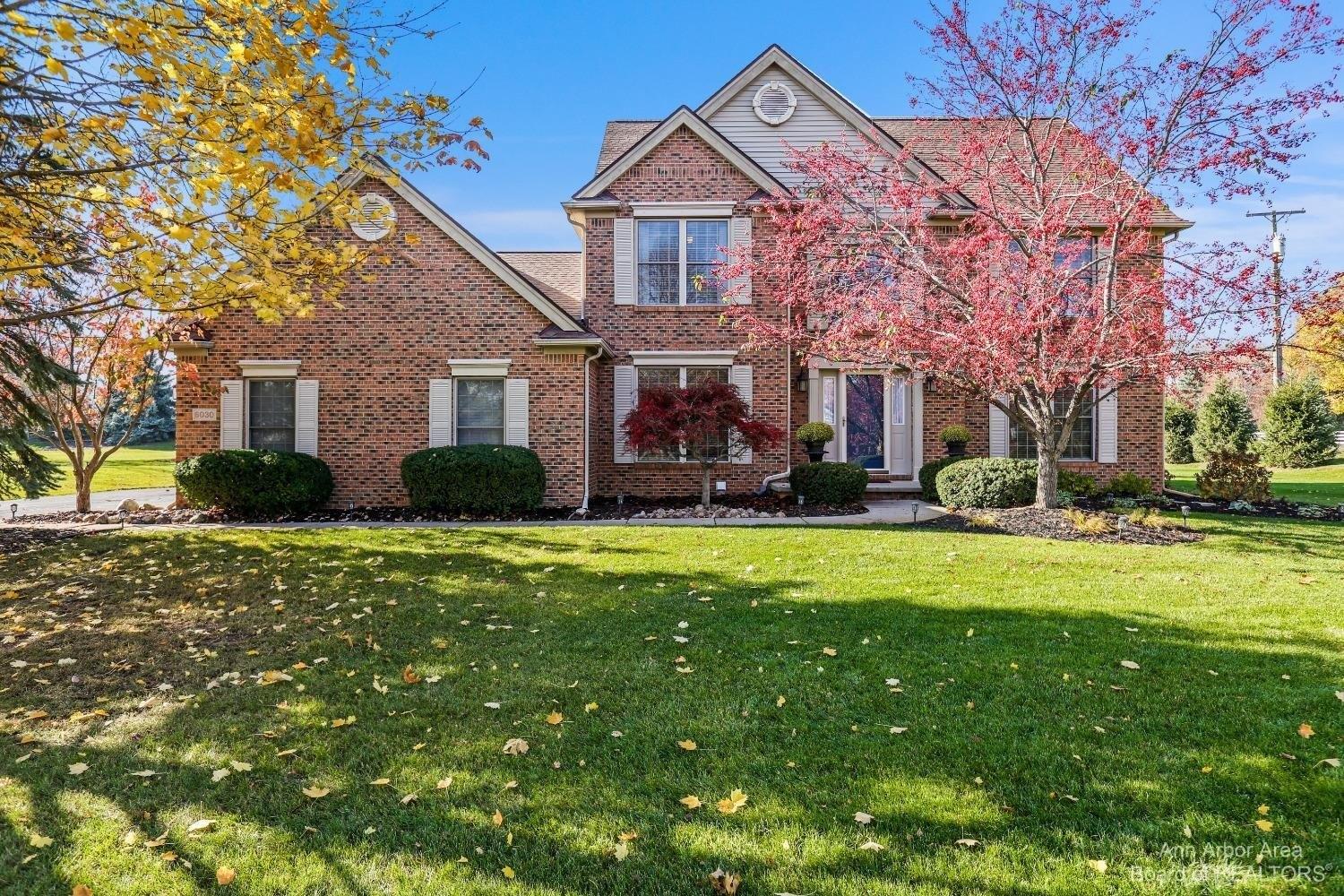 Vineyard Ave, Ann Arbor, MI 48108