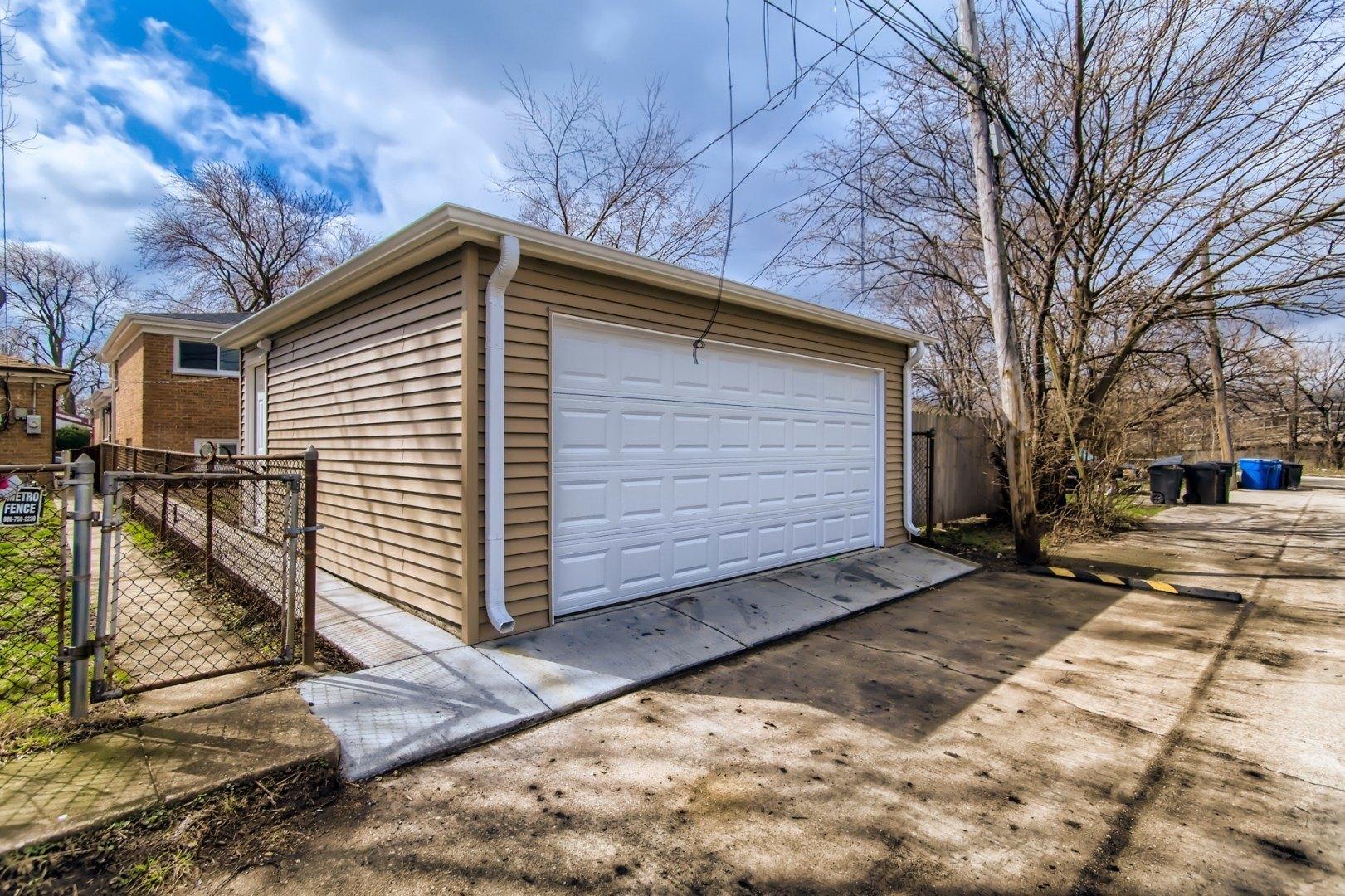 W 108th Pl, Chicago, IL 60643