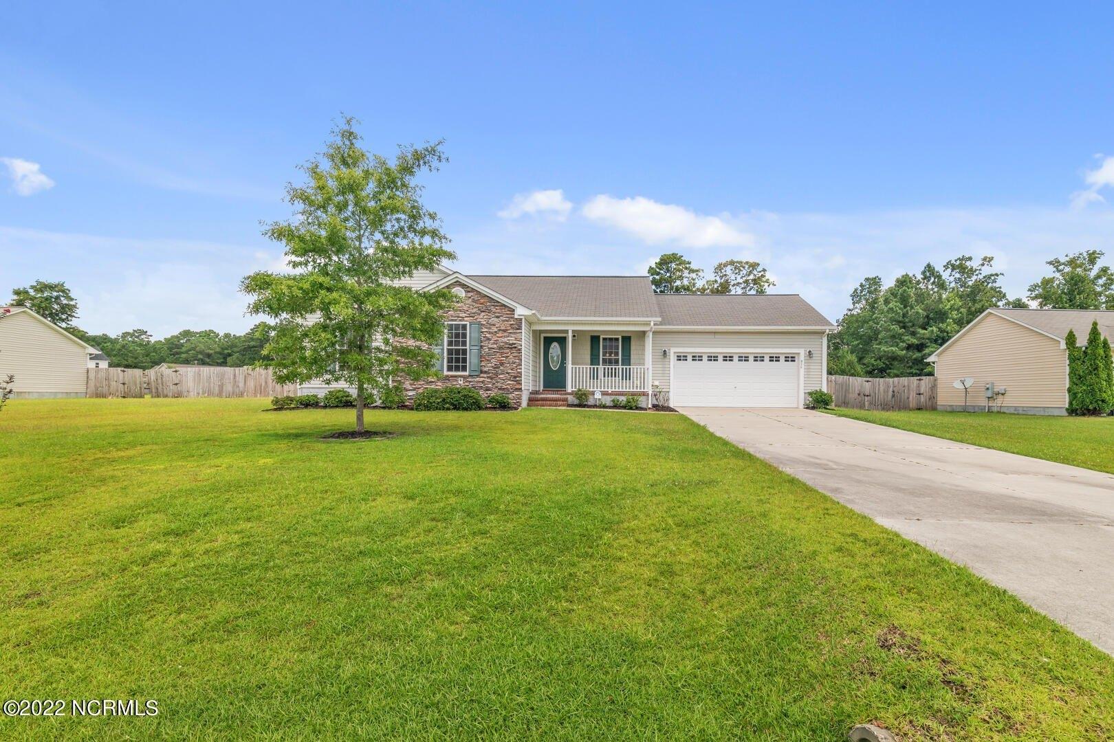 Murphy Dr, Jacksonville, NC 28540