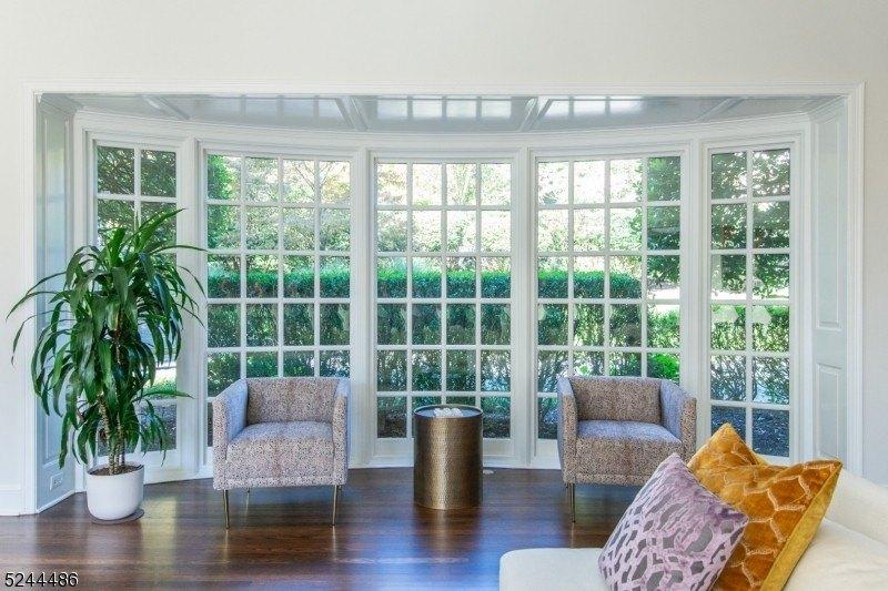 Upper Mountain Ave, Montclair, NJ 07042
