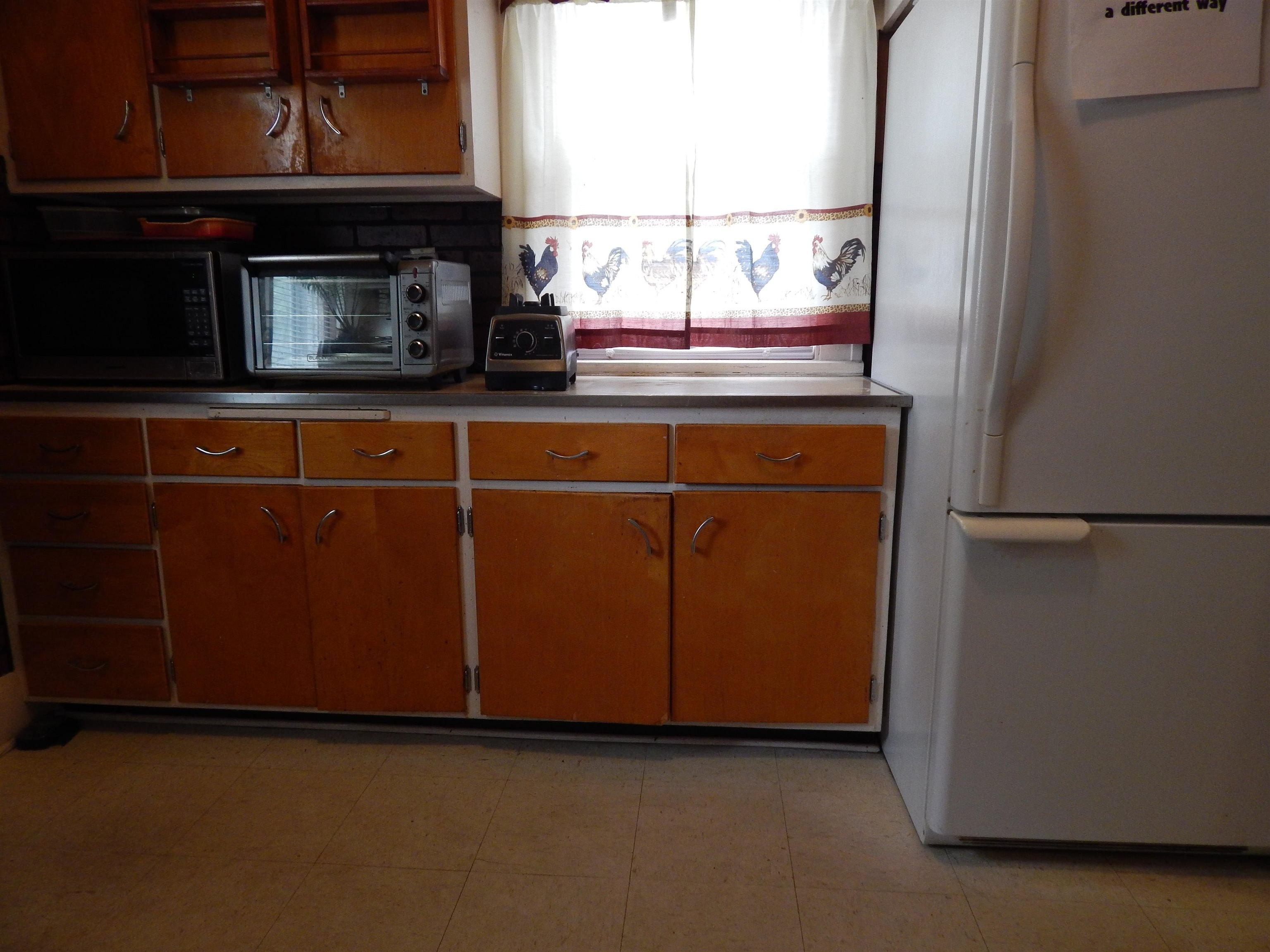 Parmele St, Rockford, IL 61104
