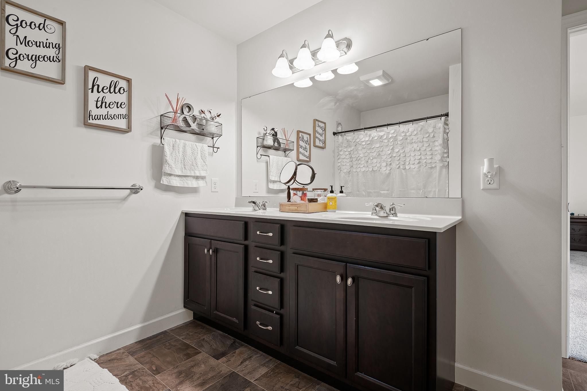 Fieldstone Dr, Mount Joy, PA 17552