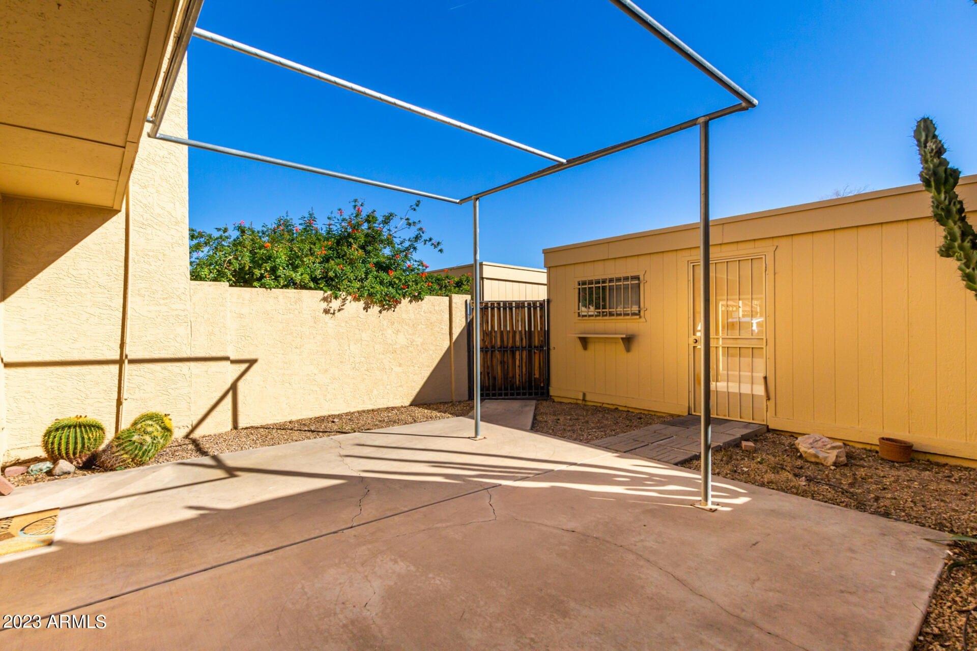 N 58th Dr, Glendale, AZ 85306
