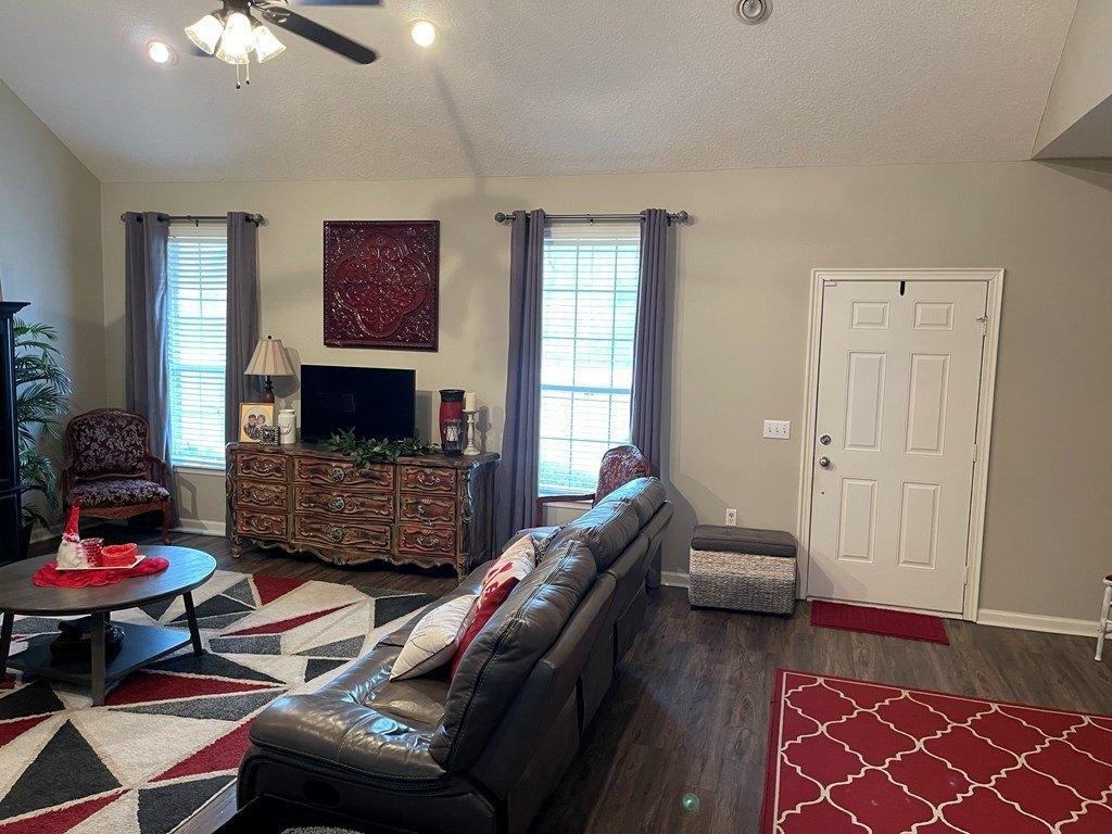 Old Axson Rd, Douglas, GA 31535