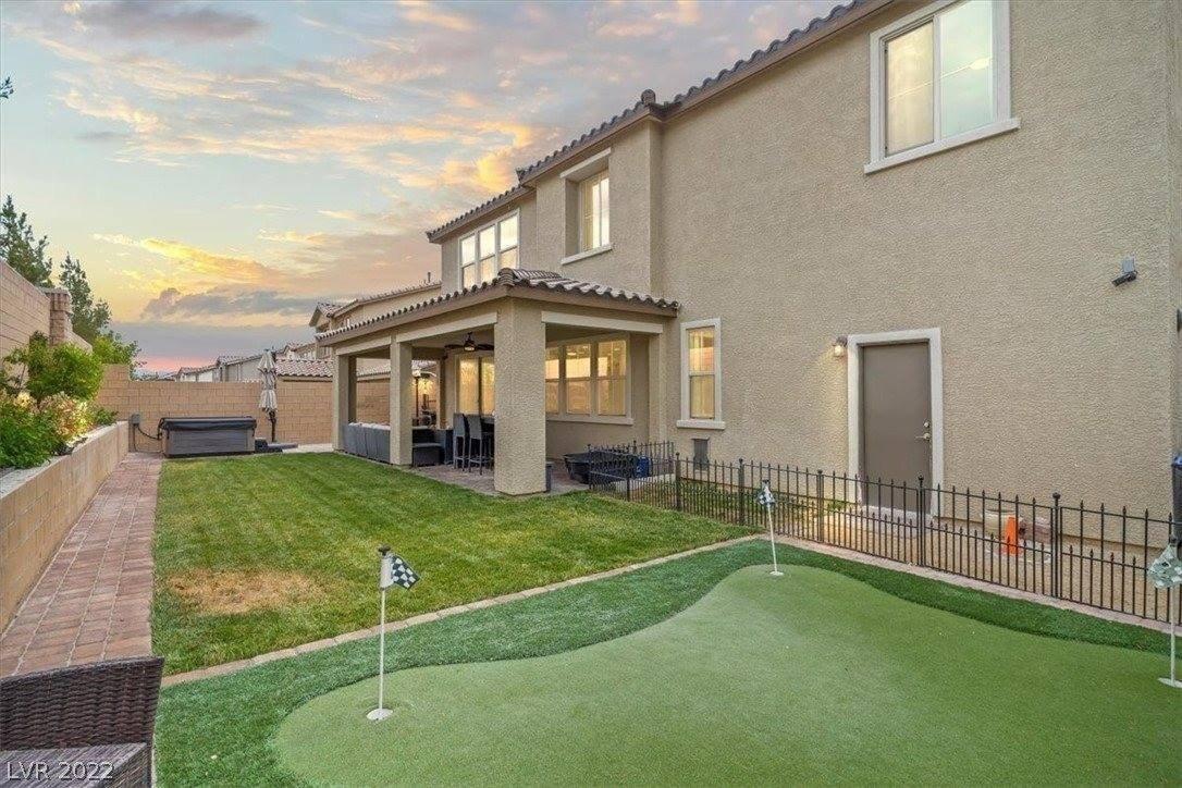 California Pine St, Las Vegas, NV 89166