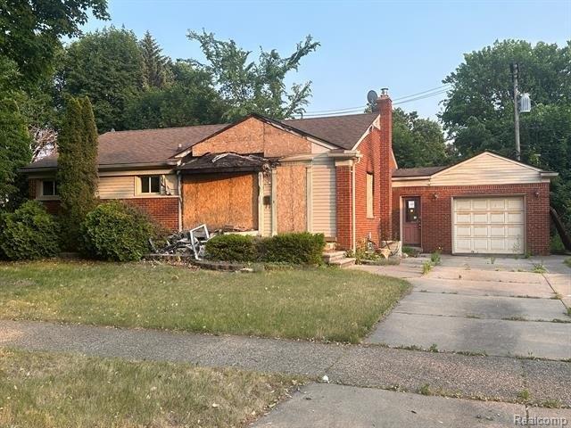 W Chicago St, Livonia, MI 48150