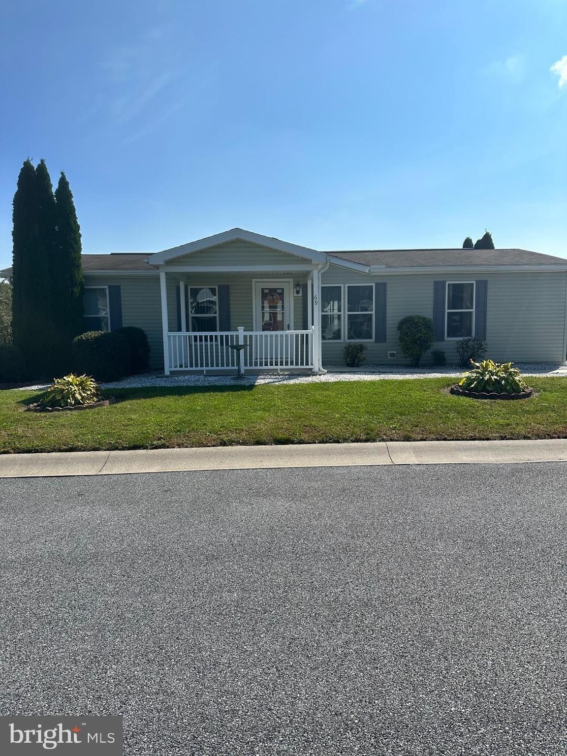 Bauer Dr, Lebanon, PA 17046
