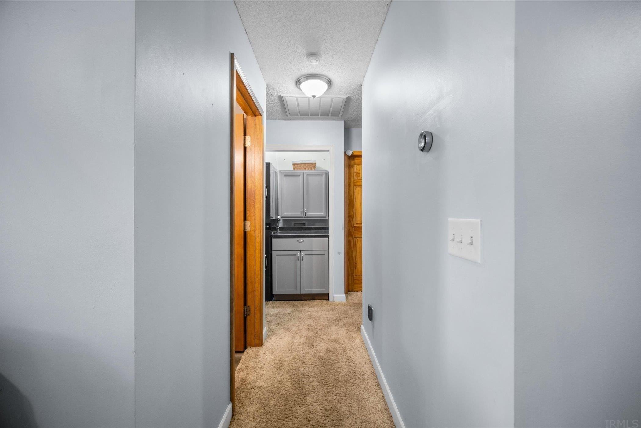 Knollfield Pl, Fort Wayne, IN 46809