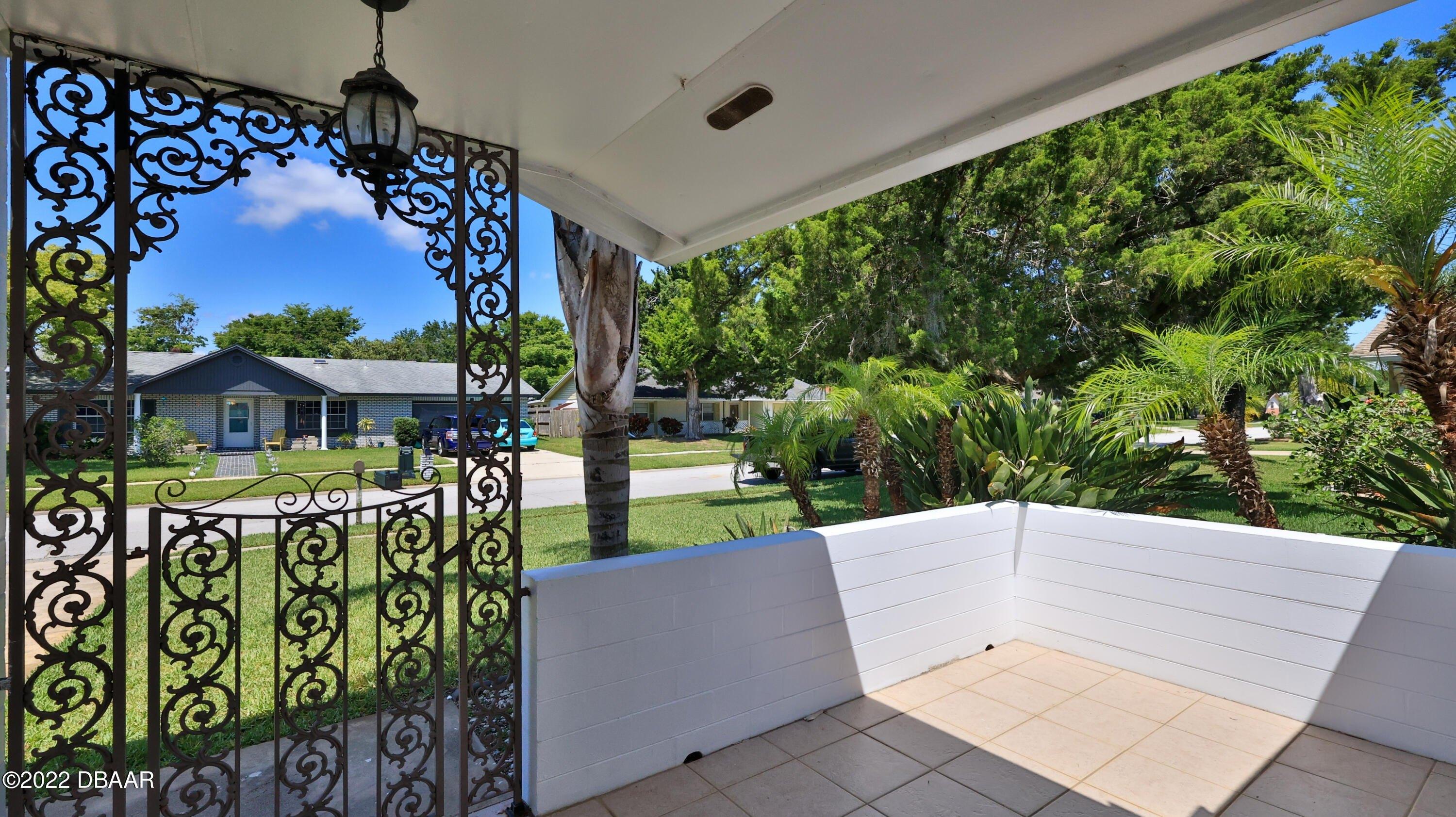 Lantern Dr, South Daytona, FL 32119