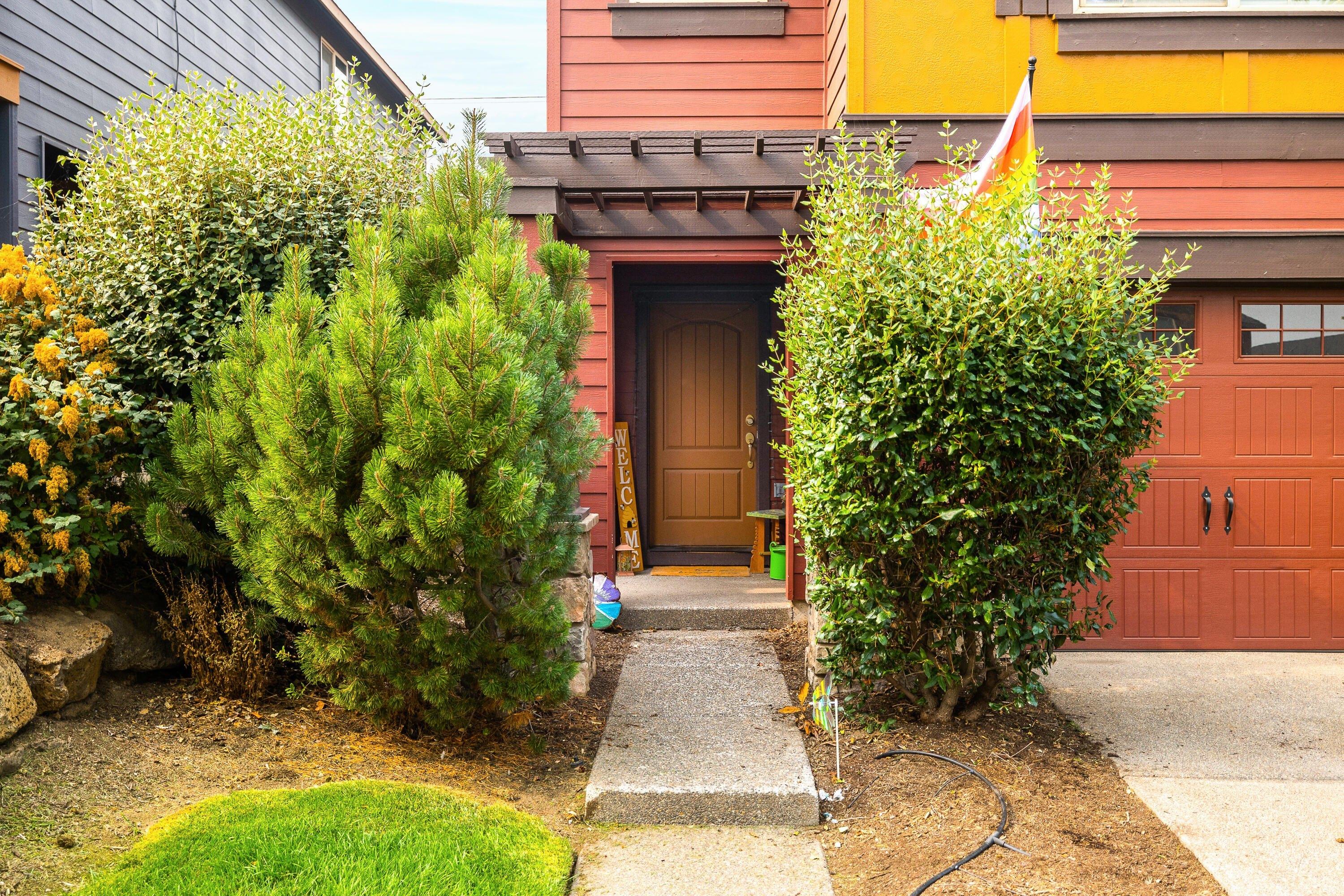 Schaeffer Dr, Bend, OR 97703