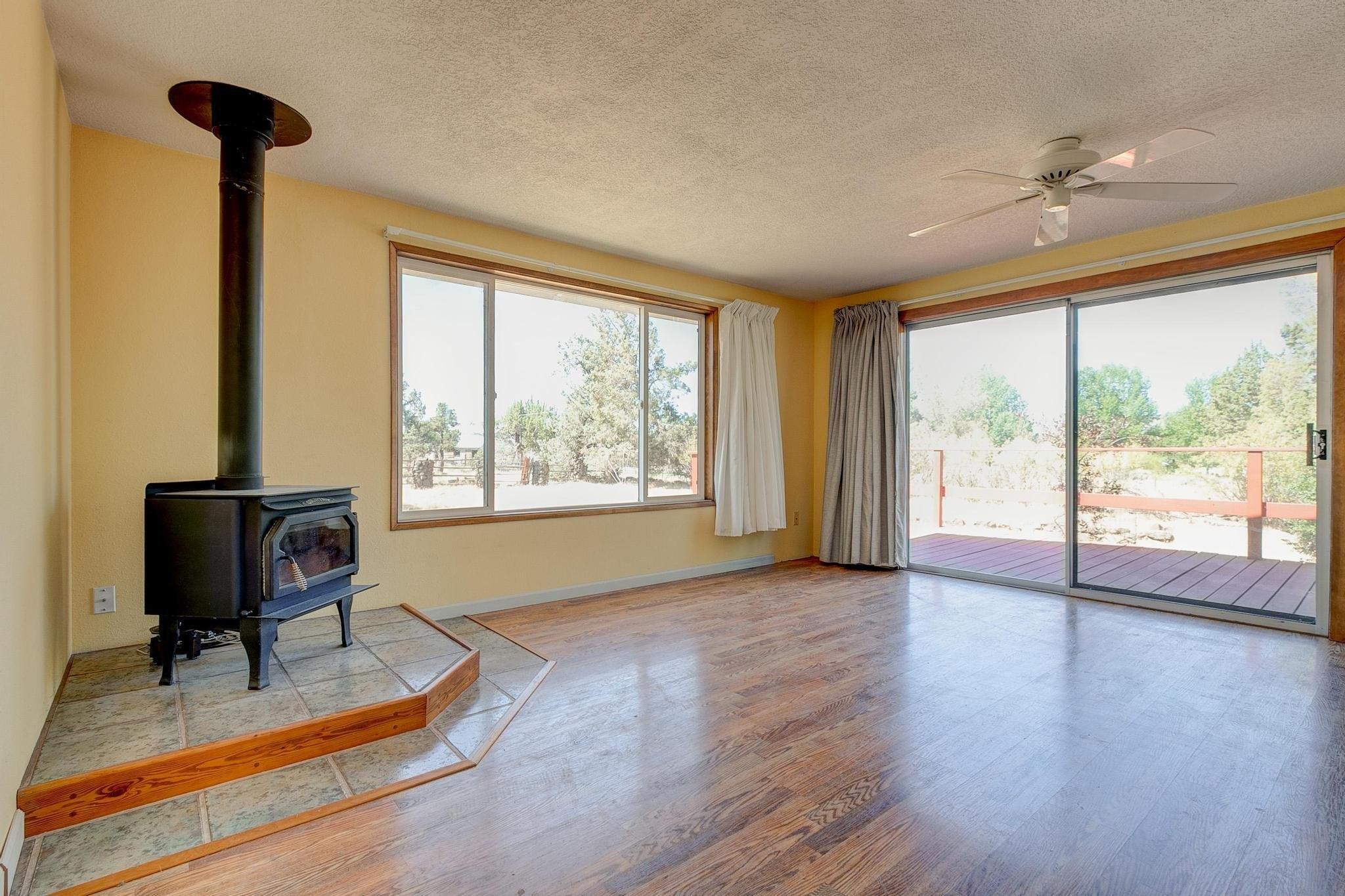 Sw Metolius Ave, Redmond, OR 97756