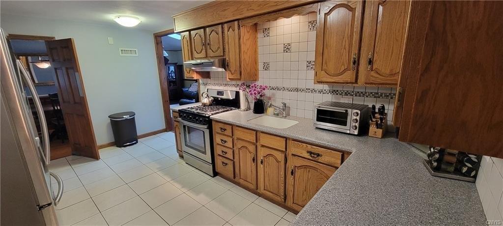 Crawford Ave, Syracuse, NY 13224