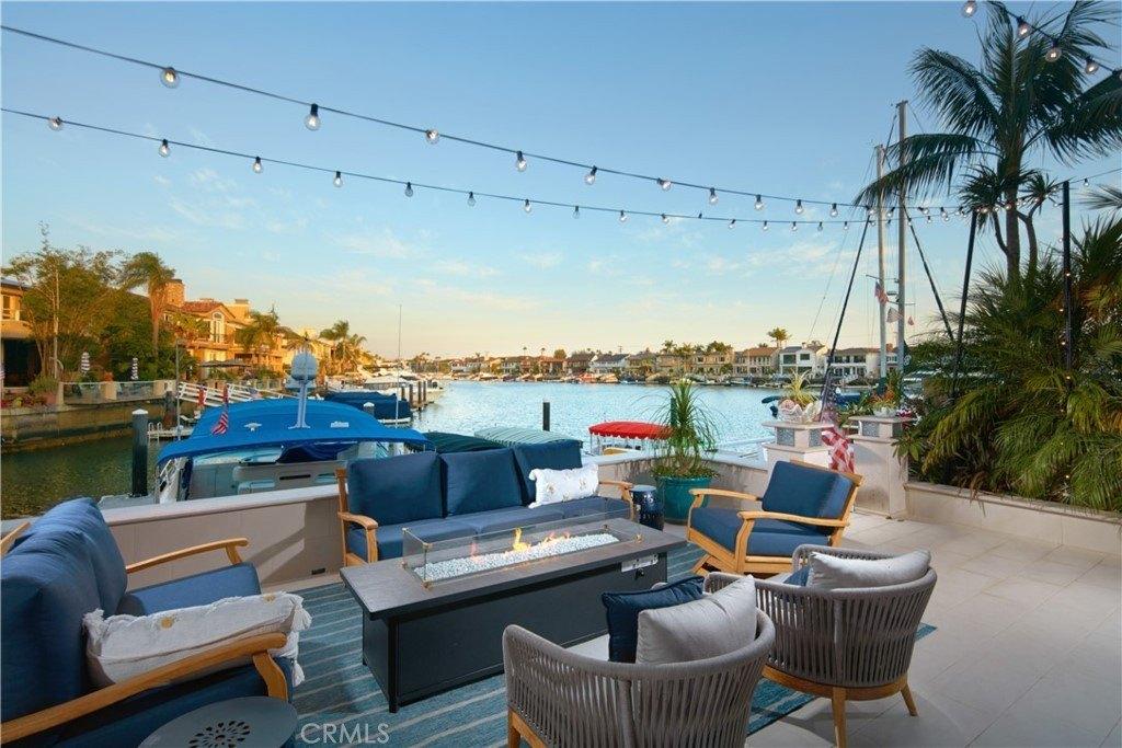Harbor Island Dr, Newport Beach, CA 92660