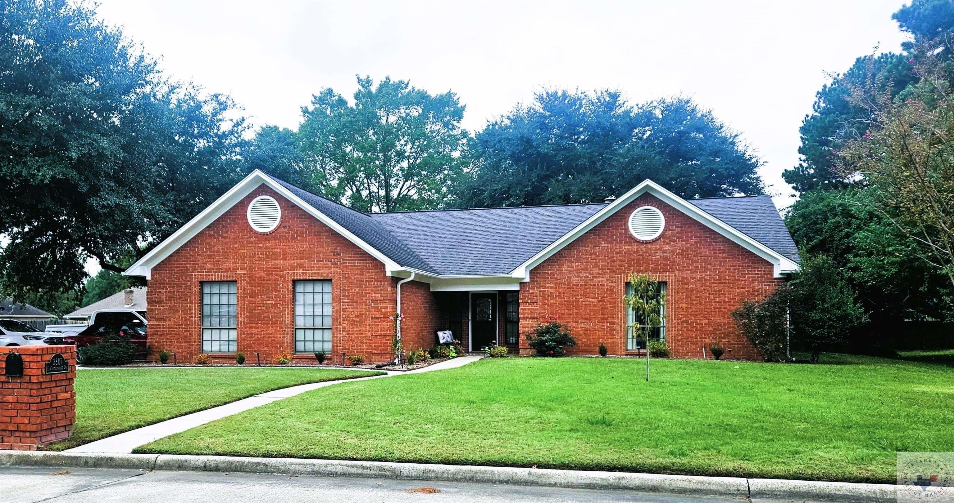 E Castleridge Dr, Texarkana, AR 71854
