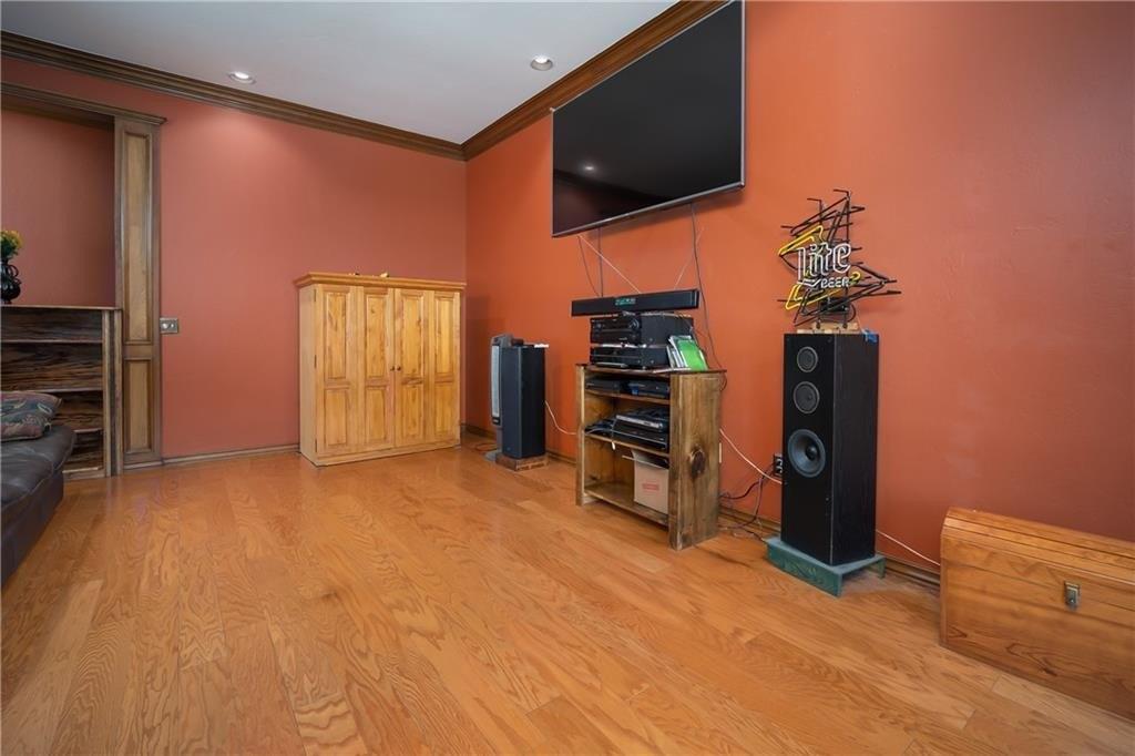 Devon Dr, Edmond, OK 73034
