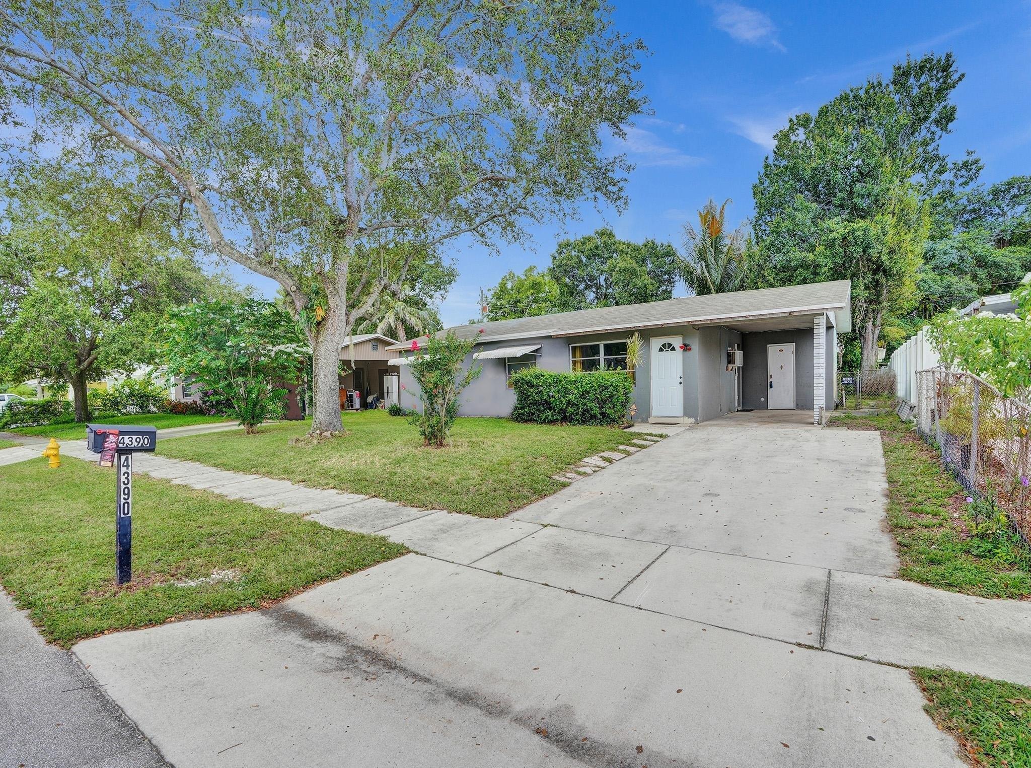 Sw 24th St, Fort Lauderdale, FL 33317