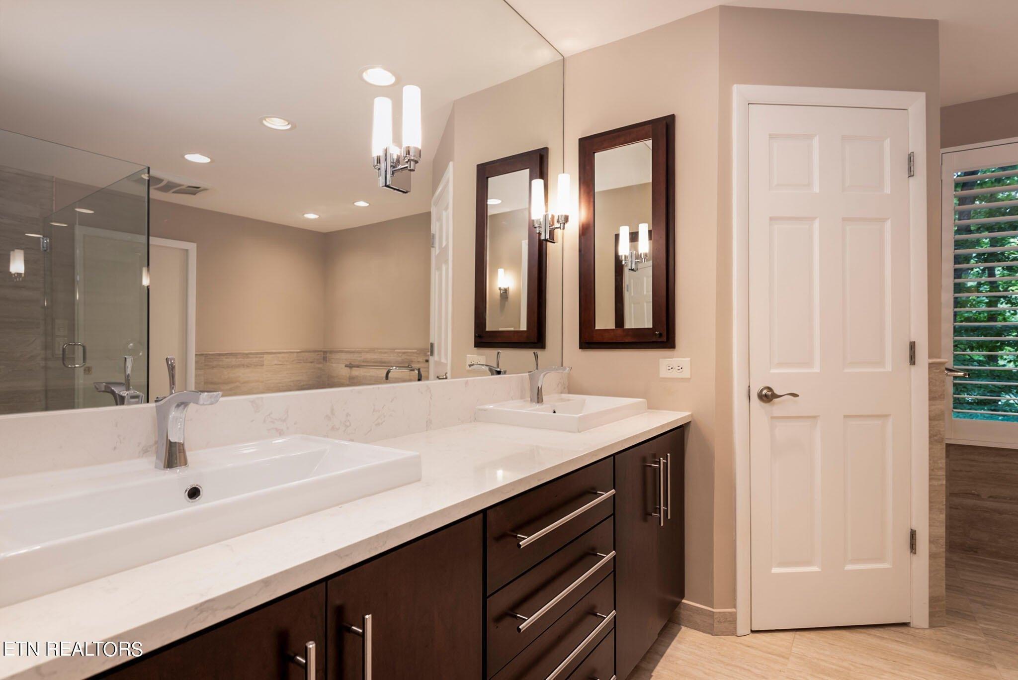 Glen Forest Ln, Knoxville, TN 37919