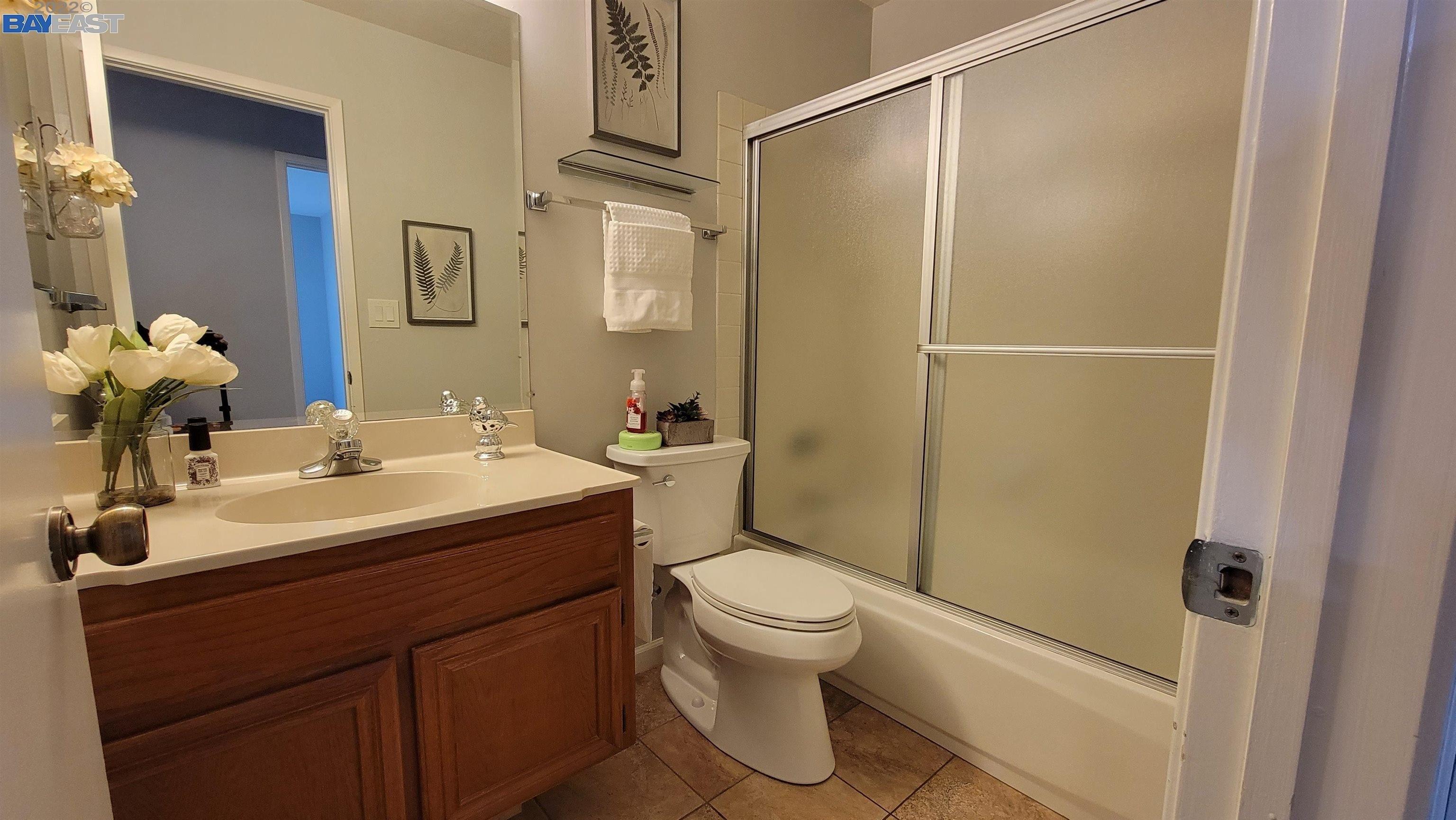 Peninsula St, San Leandro, CA 94578