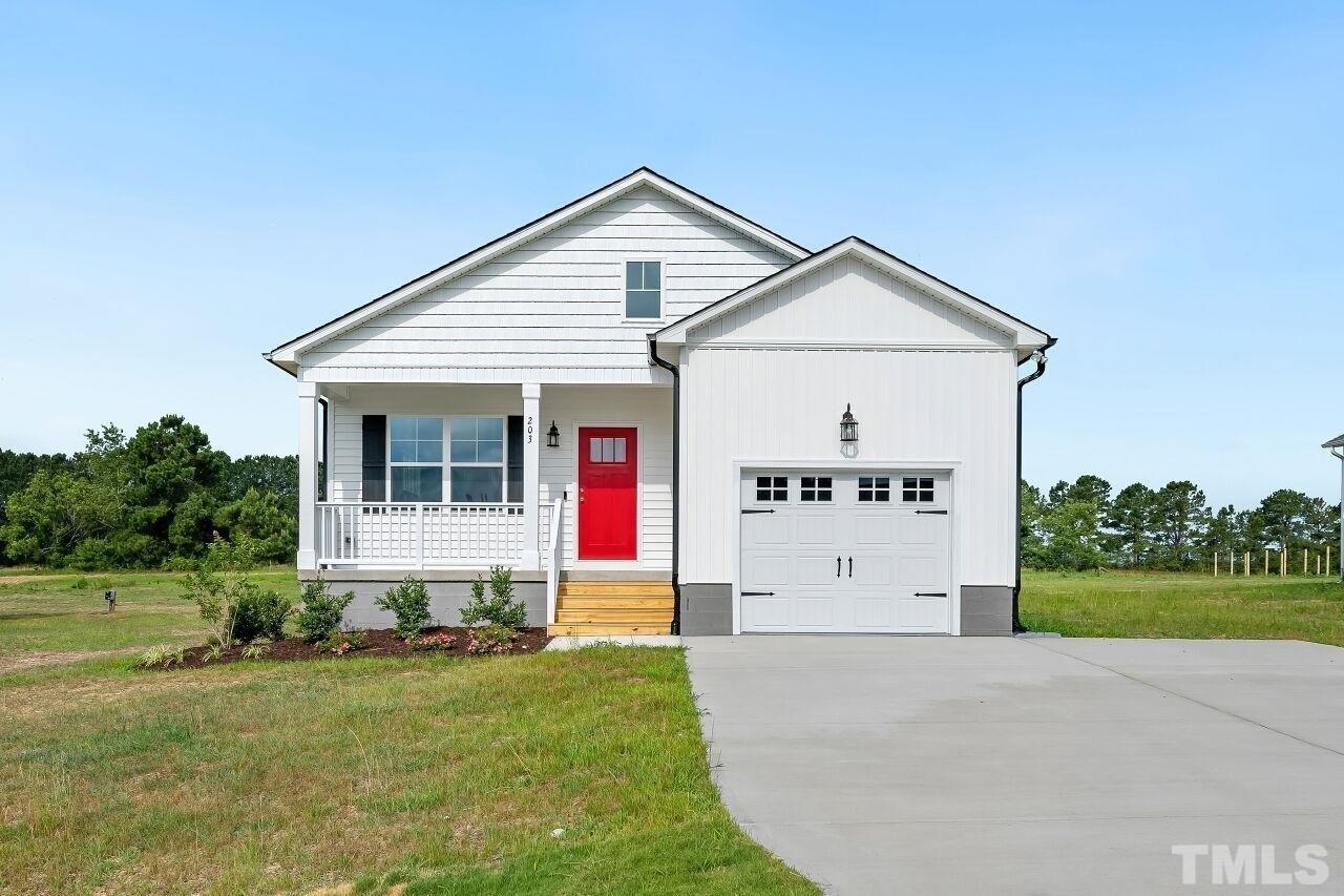 Harmony Trl, Broadway, NC 27505