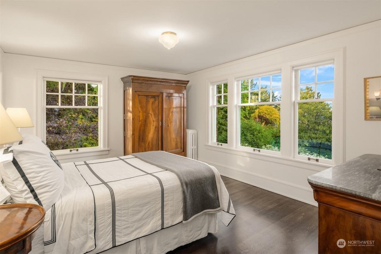 Cascadia Ave S, Seattle, WA 98144