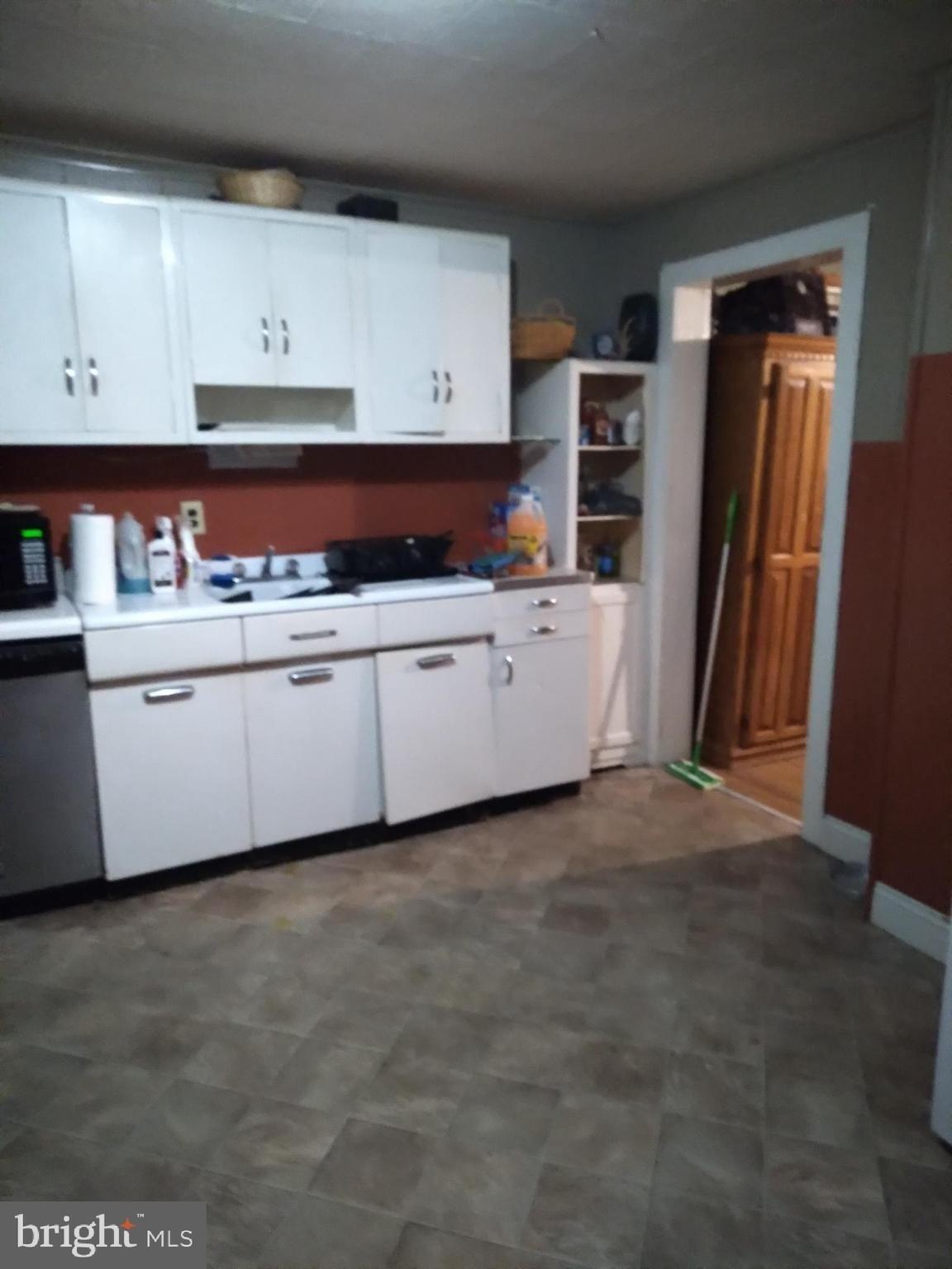 Pine St, Kulpmont, PA 17834