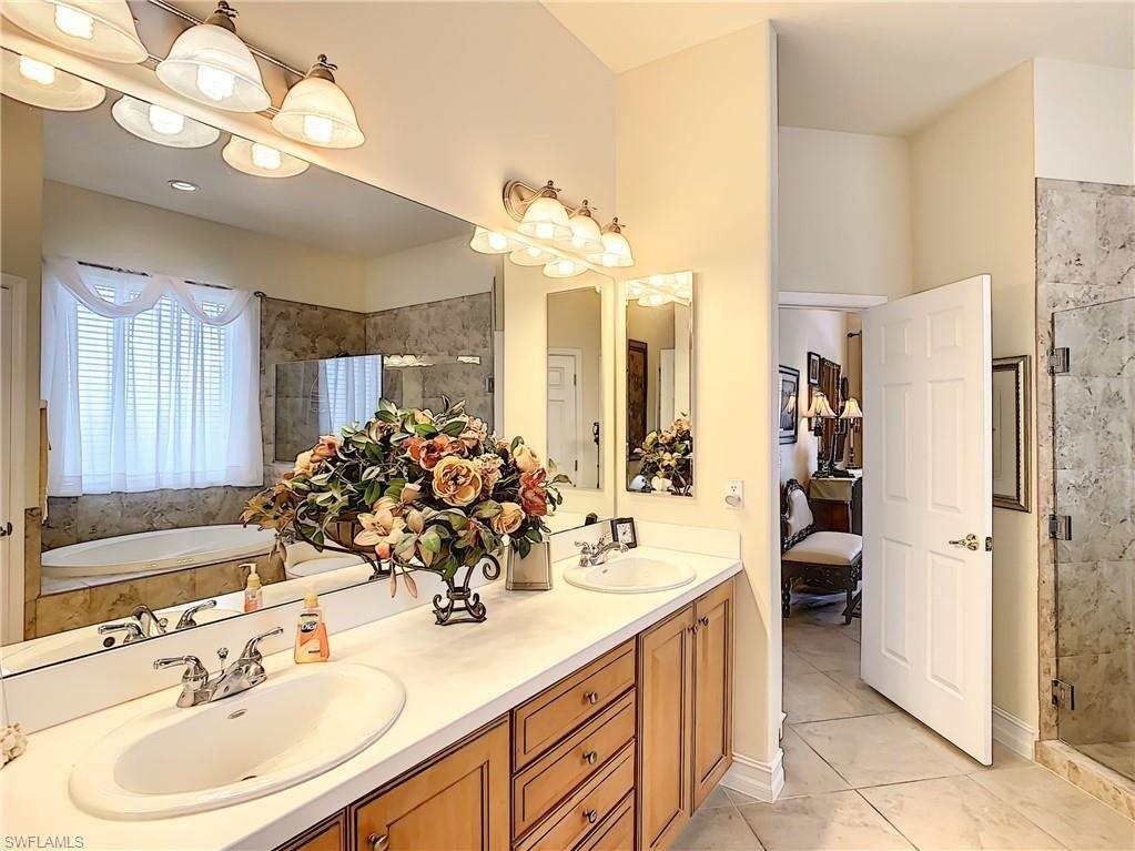 Blue Stone Cir, Fort Myers, FL 33913