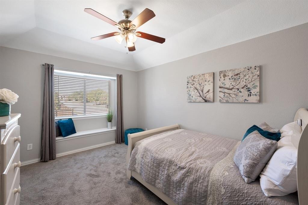Thorp Ln, Fort Worth, TX 76244