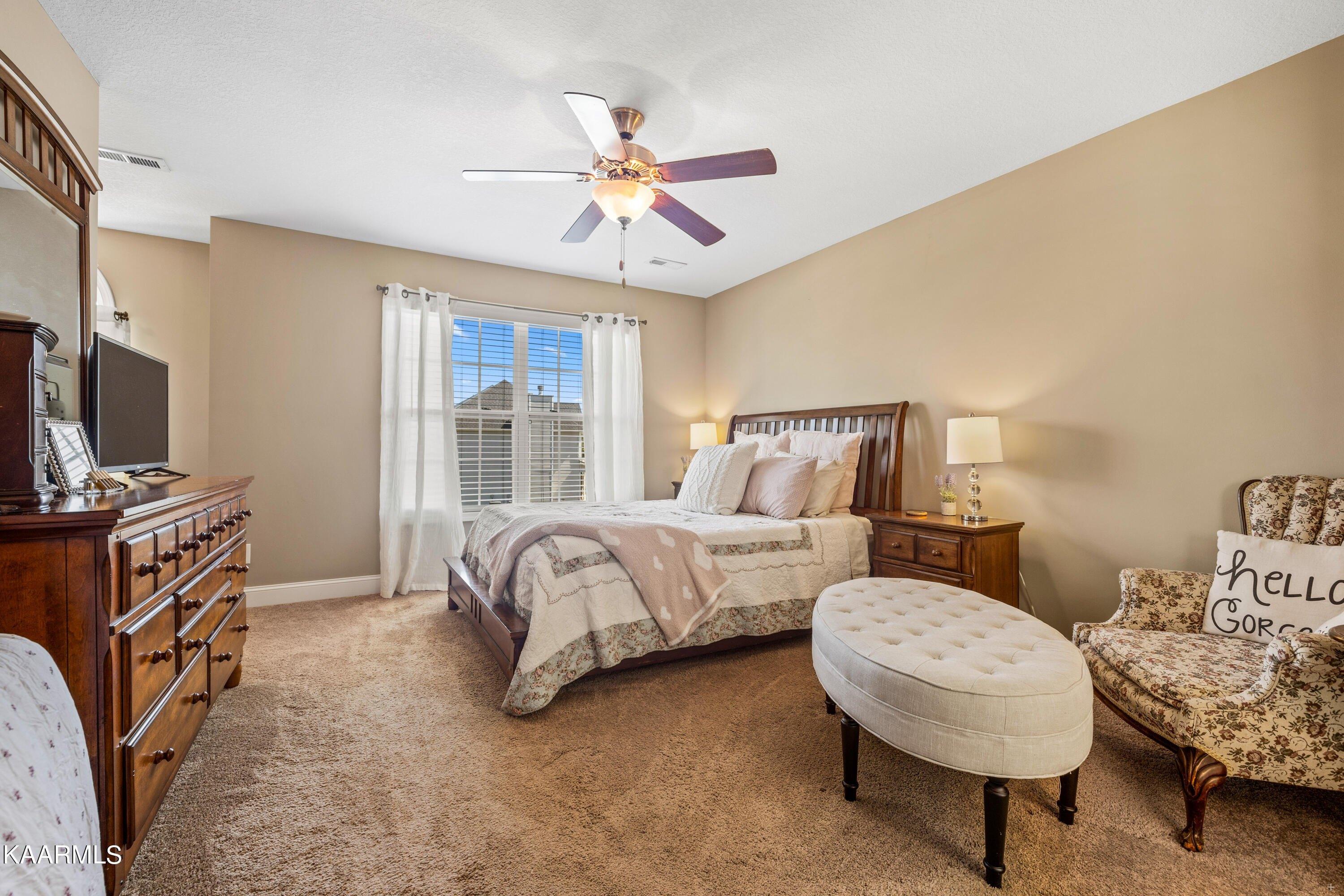 Southwinds Cir, Sevierville, TN 37876