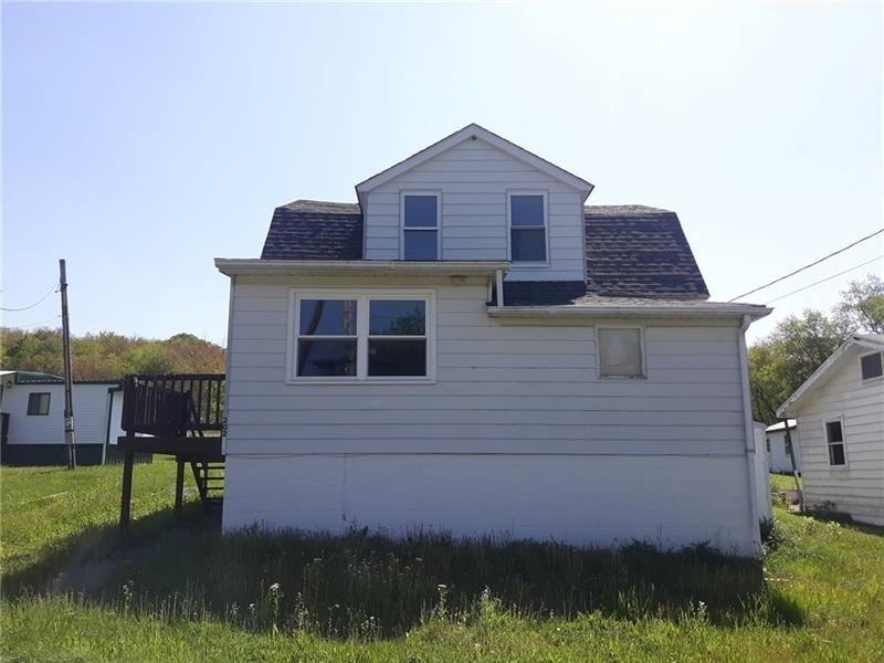 Griffie Rd, Acosta, PA 15520
