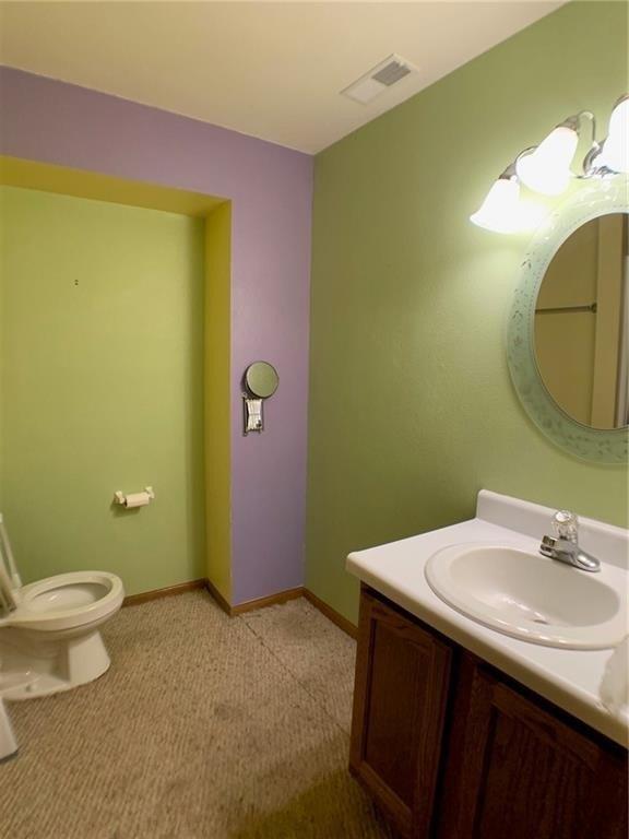 W Fremont St, Winterset, IA 50273