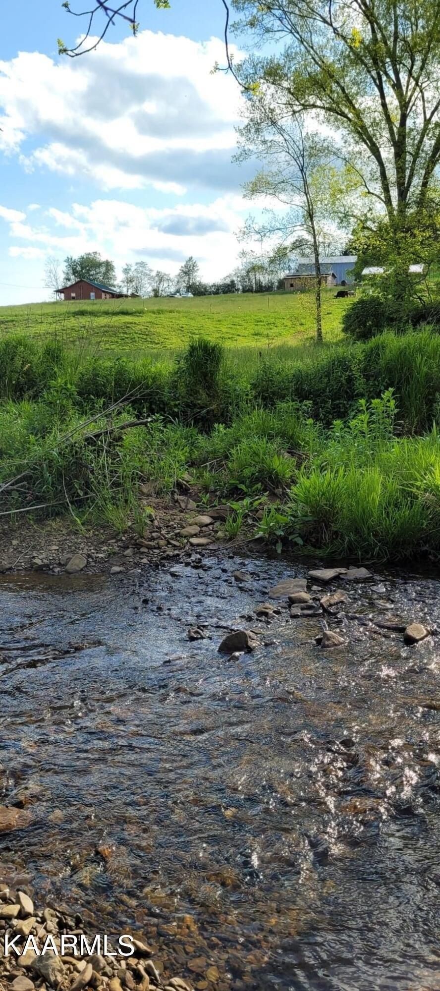 Vaughn Rd, Rogersville, TN 37857