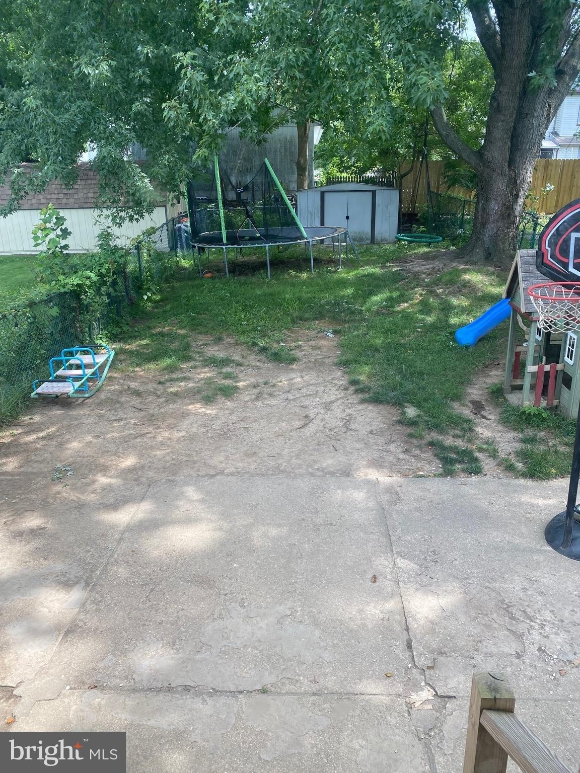 Ridgeway Ave, Norwood, PA 19074