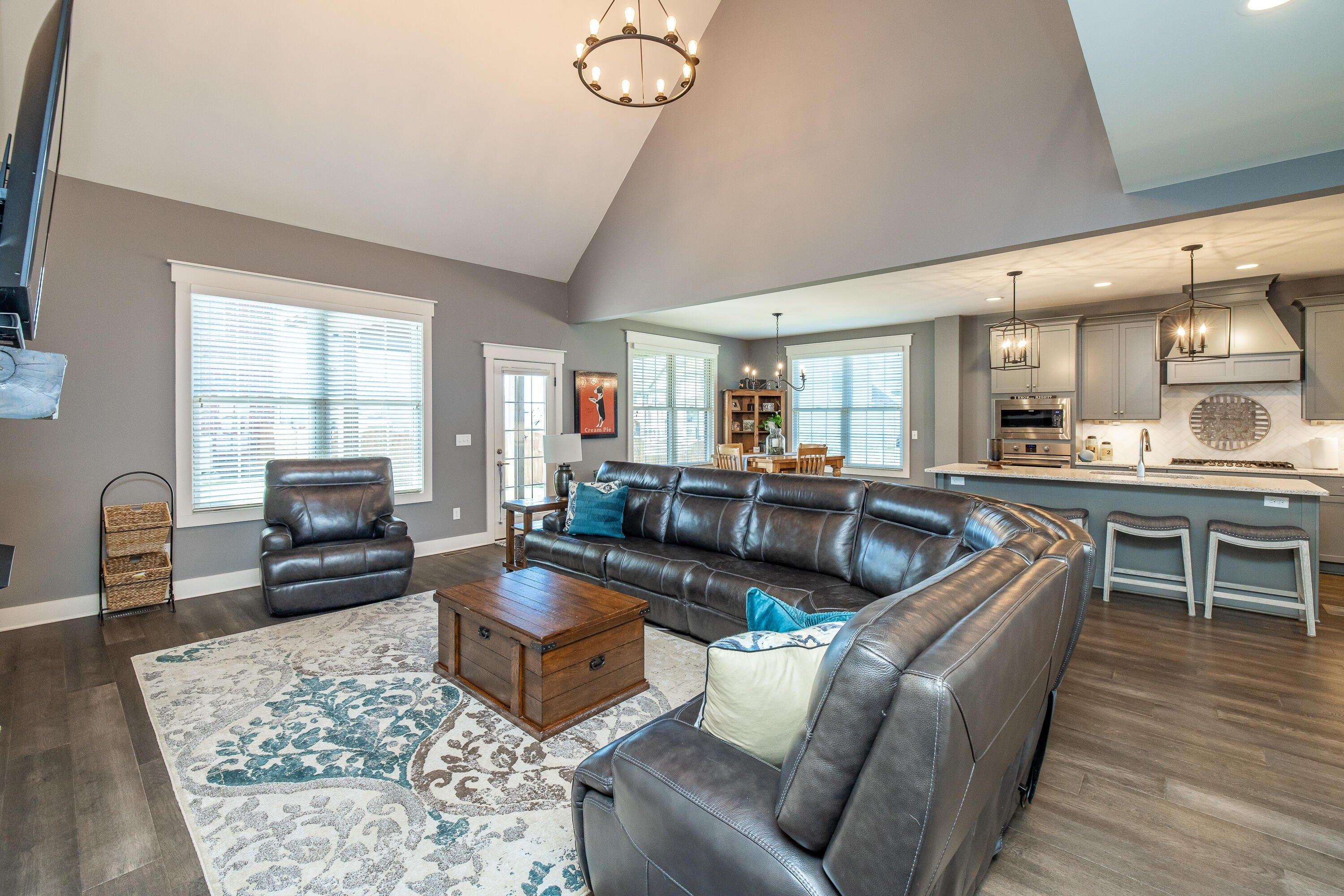 Lucca Pl, Lexington, KY 40509