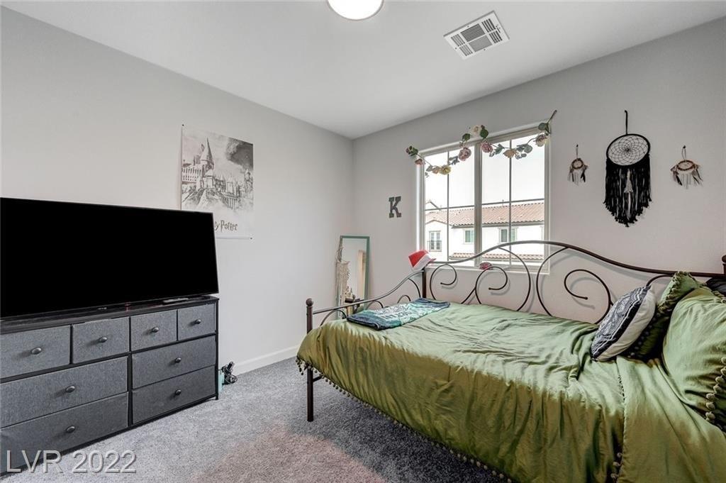 Omaggio Pl, Henderson, NV 89011