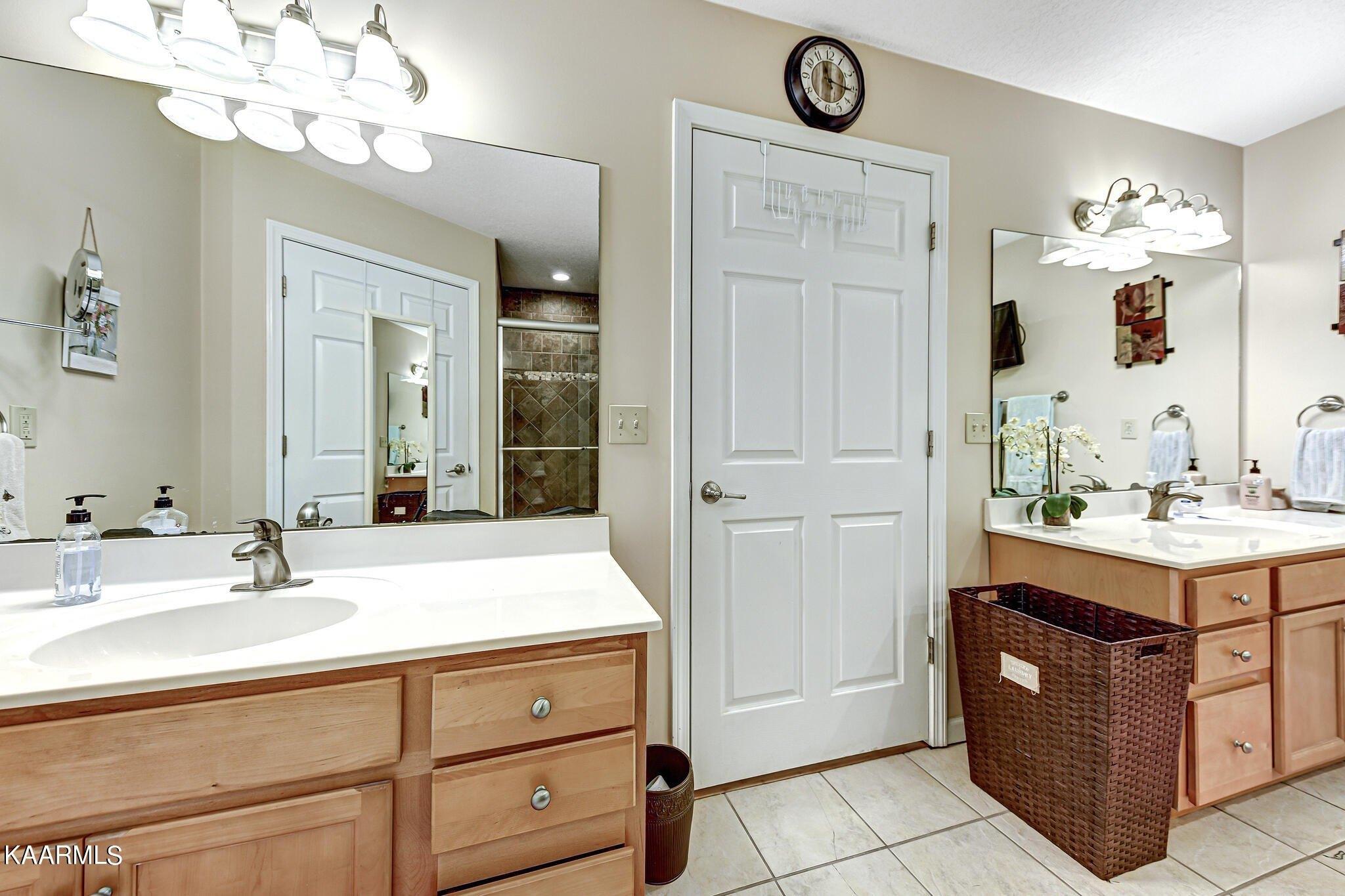 Glenns Lea, Sevierville, TN 37876
