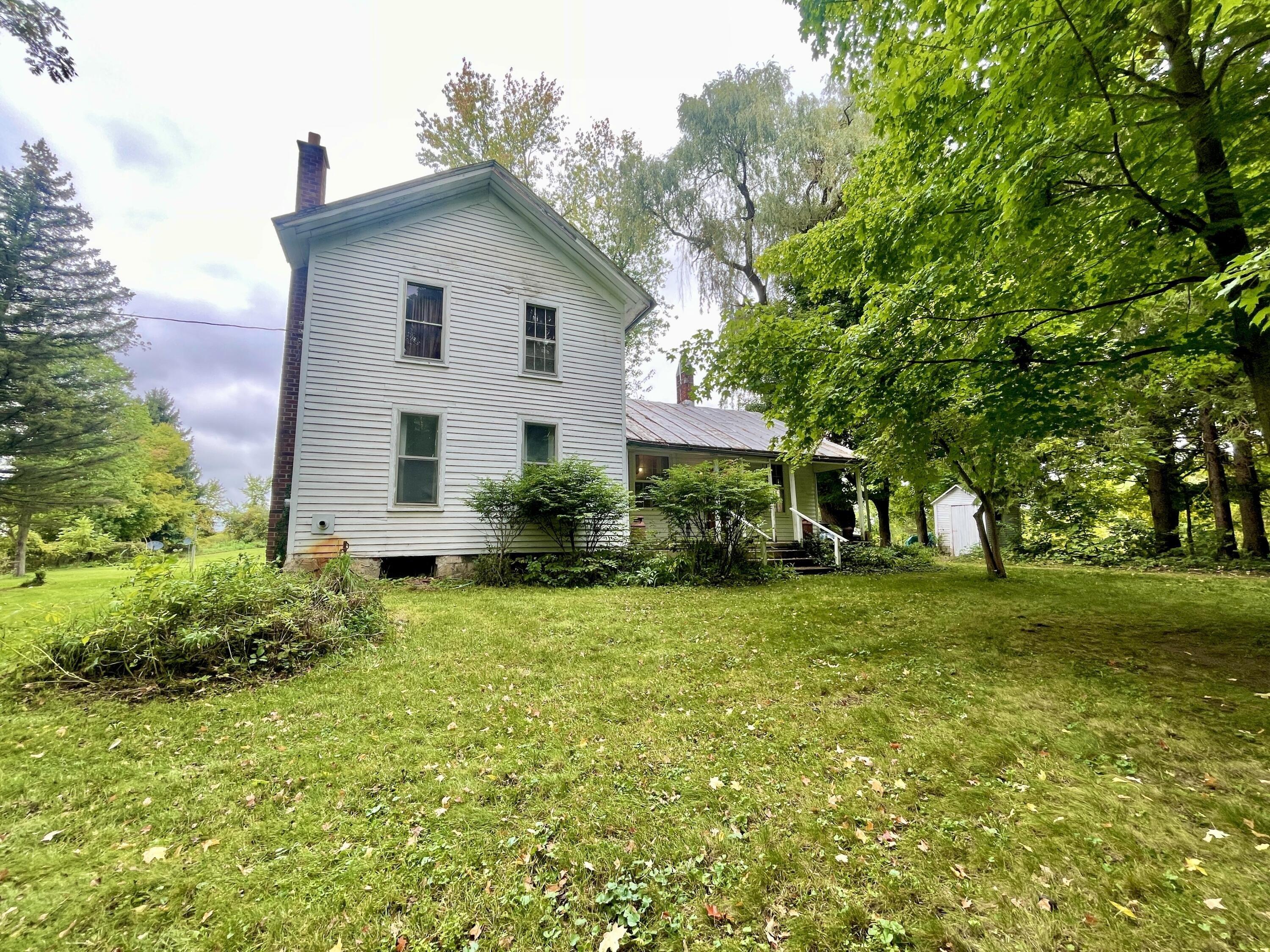 2 Mile Rd Ne, Ada, MI 49301
