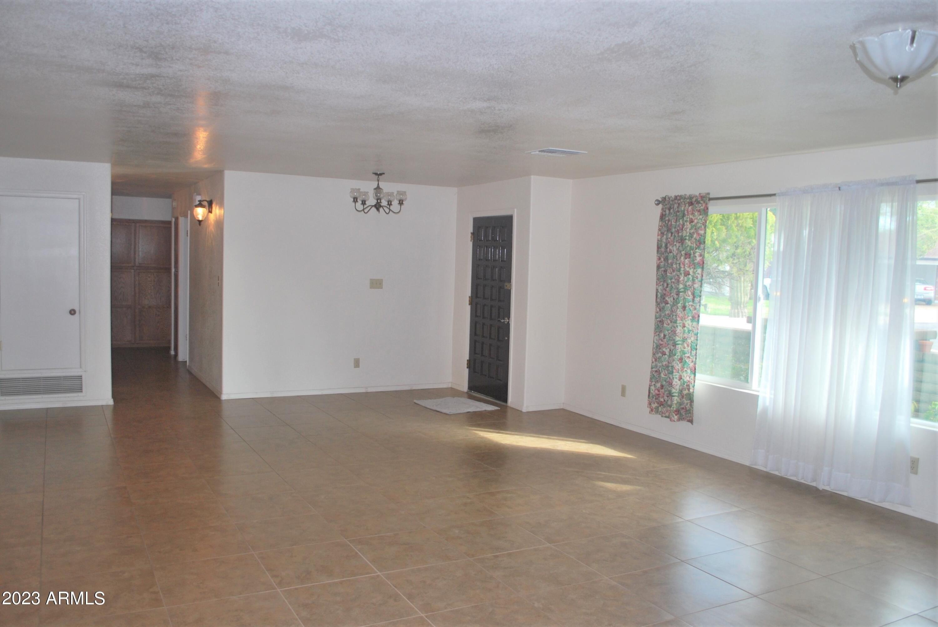 E Fairfield St, Mesa, AZ 85203